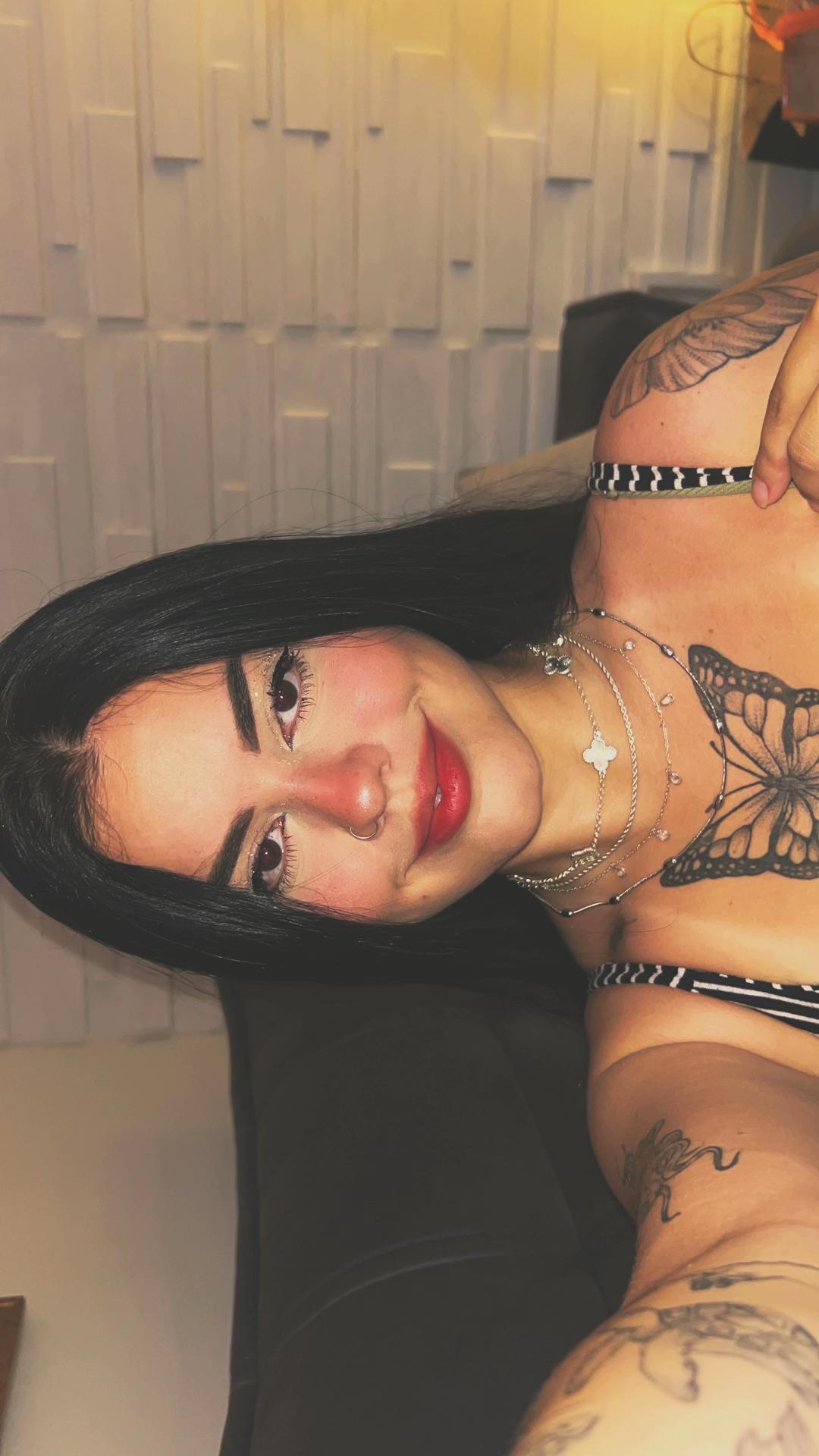 @Camila Vinholi
