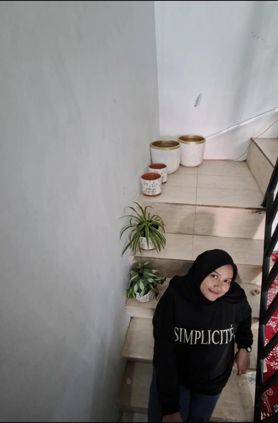 @Jeeeee