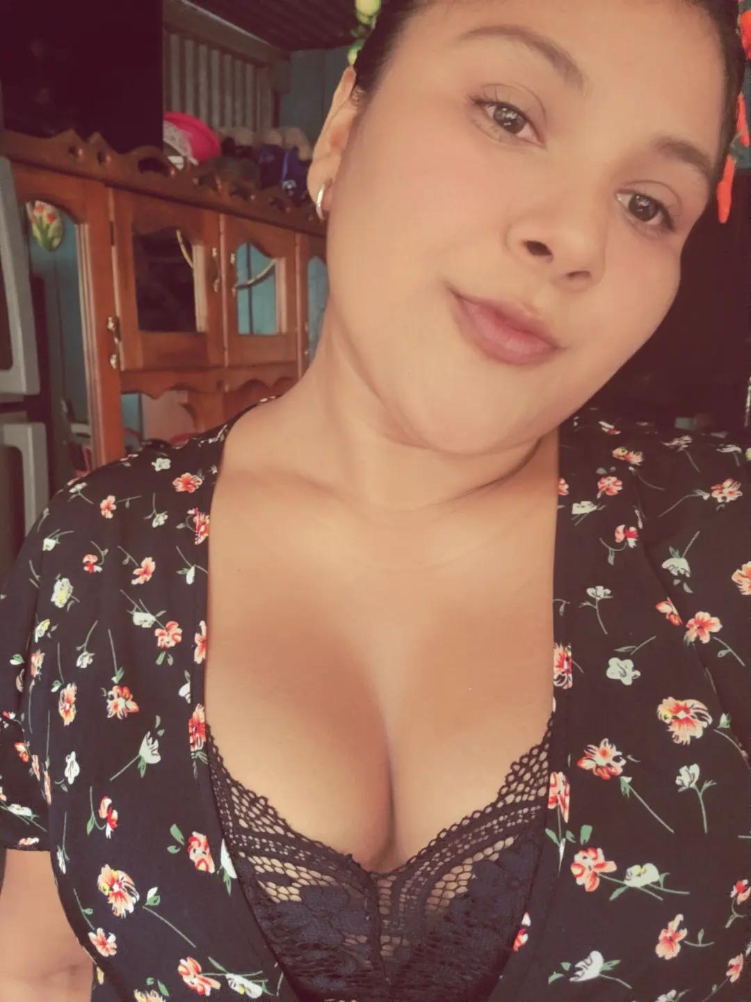 @EvelynHernandez.07/10/00💞🍃🌼