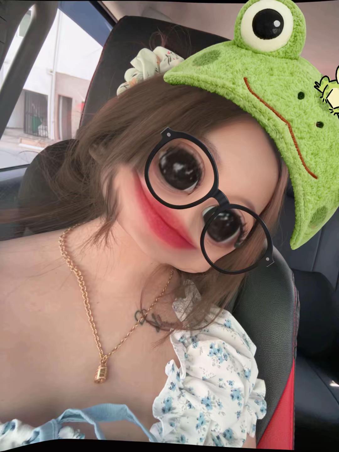 @𝓲𝓰. 𝓫𝓫𝔂𝓯𝓮𝓷𝓲𝓲_ ♡