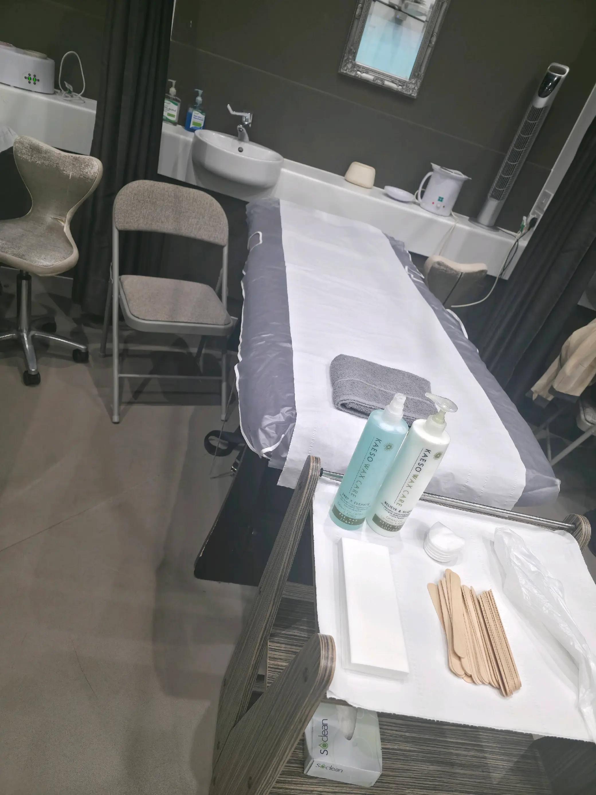@PurelyNails