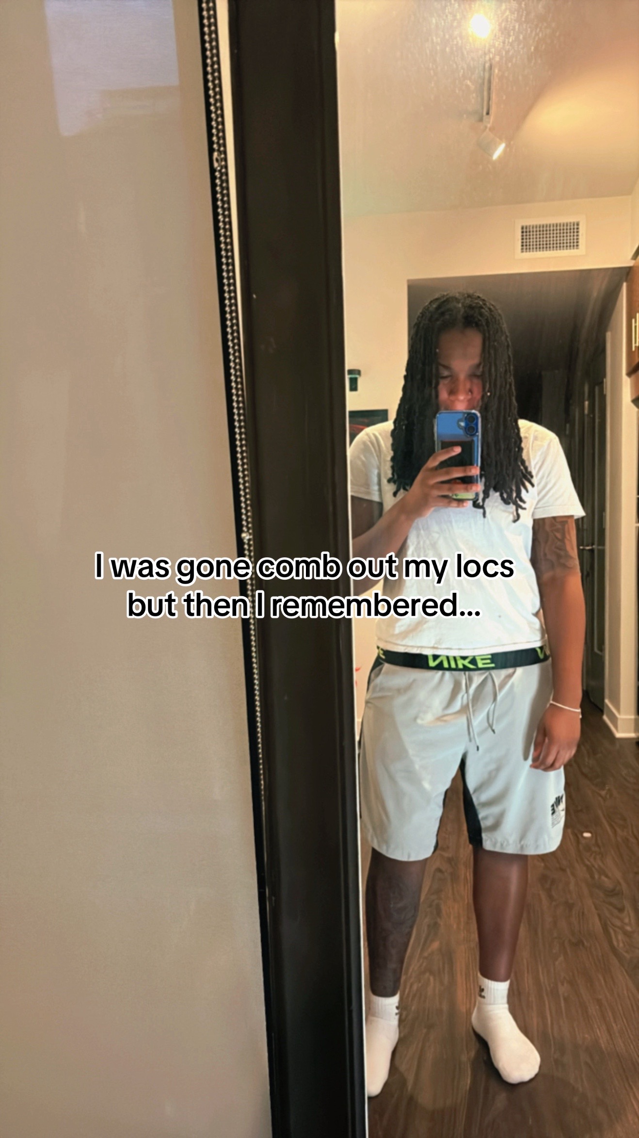 @T💫