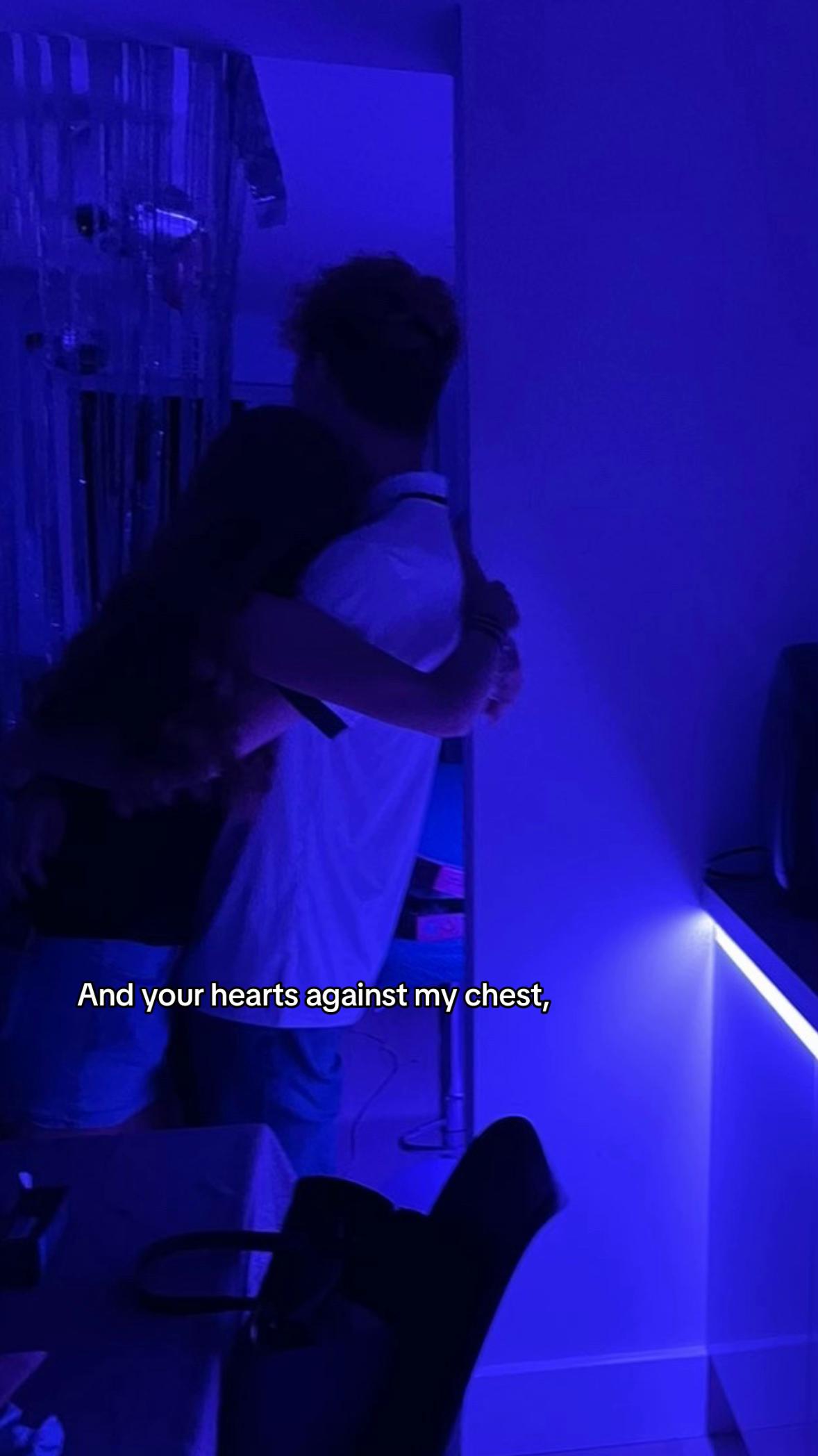 @Chloe