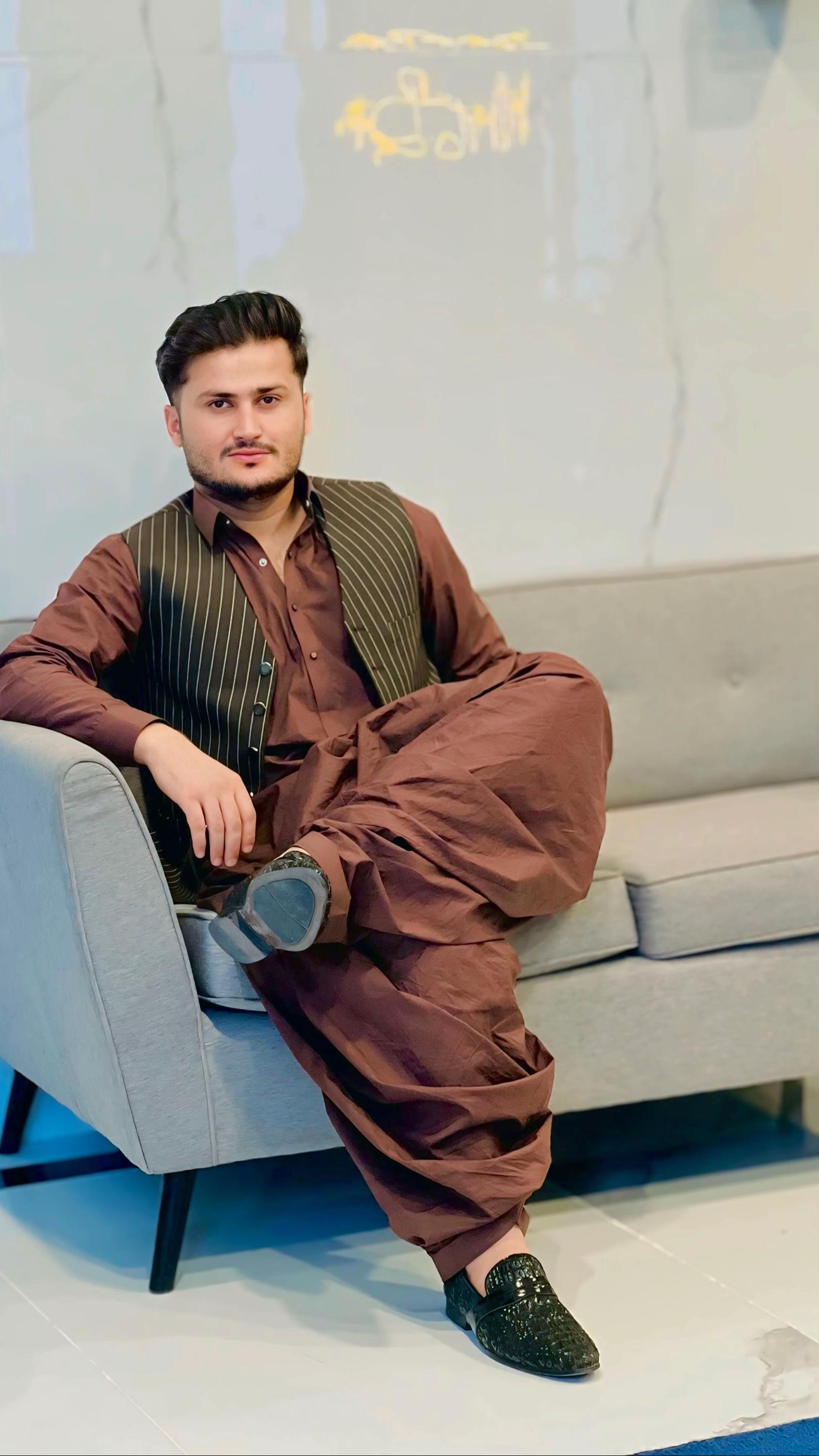 @Ilyaskhan98