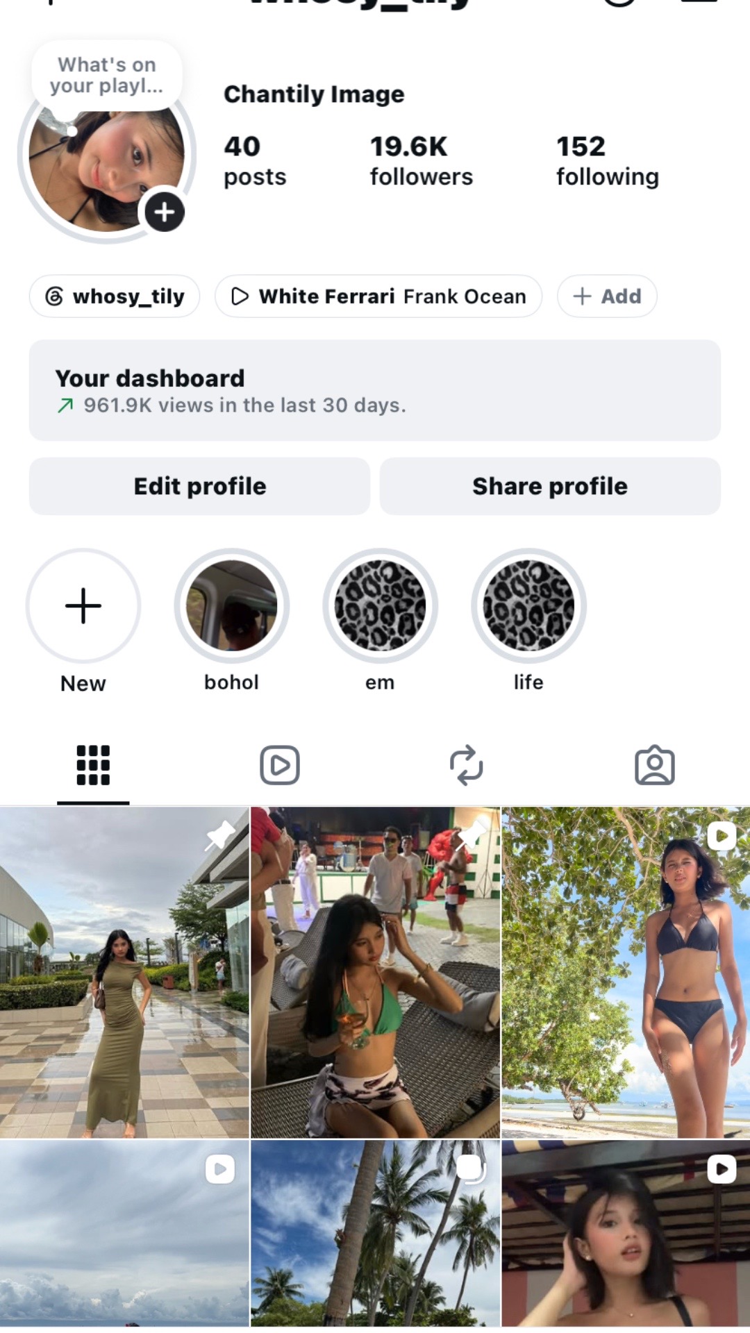 @whosy_tily.on_ig