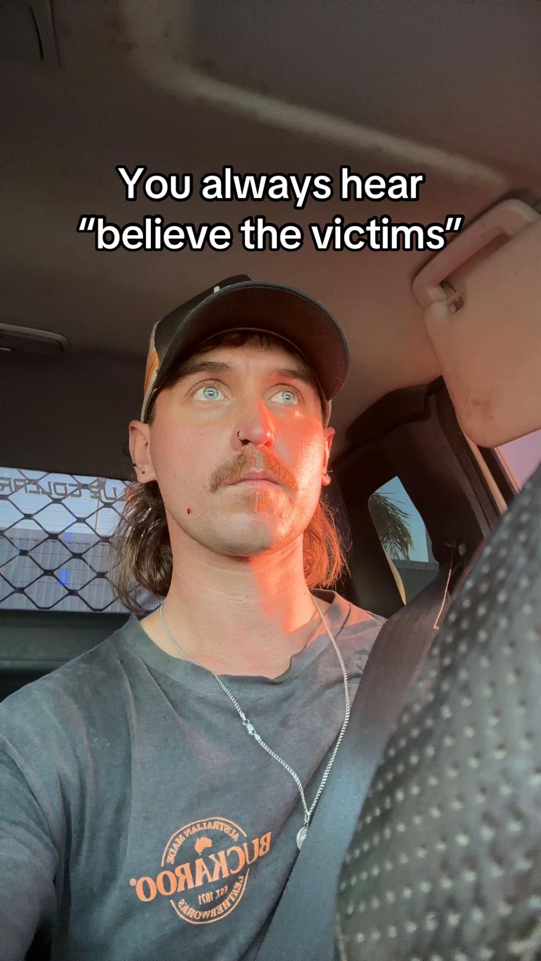 @Thebundycockatoo