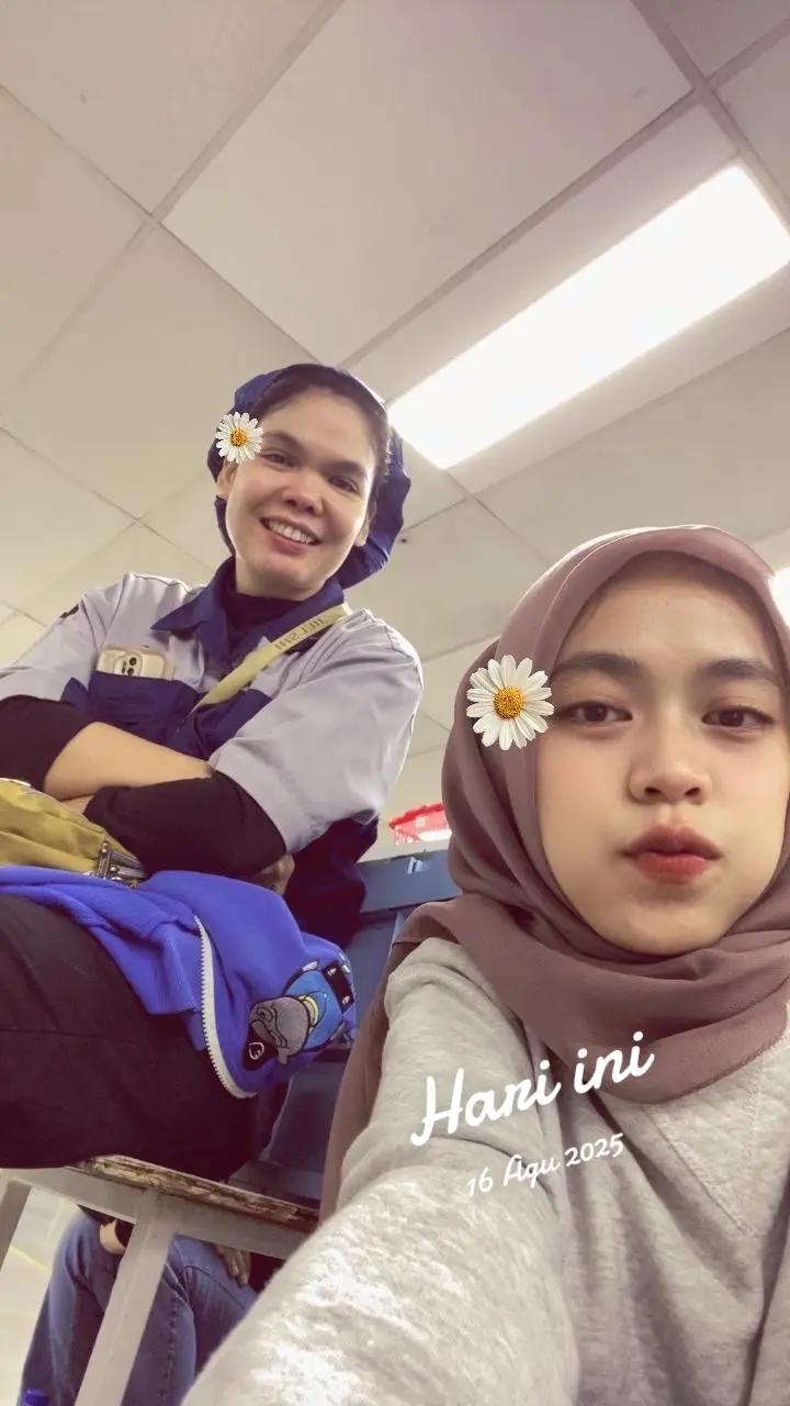 @Mia S