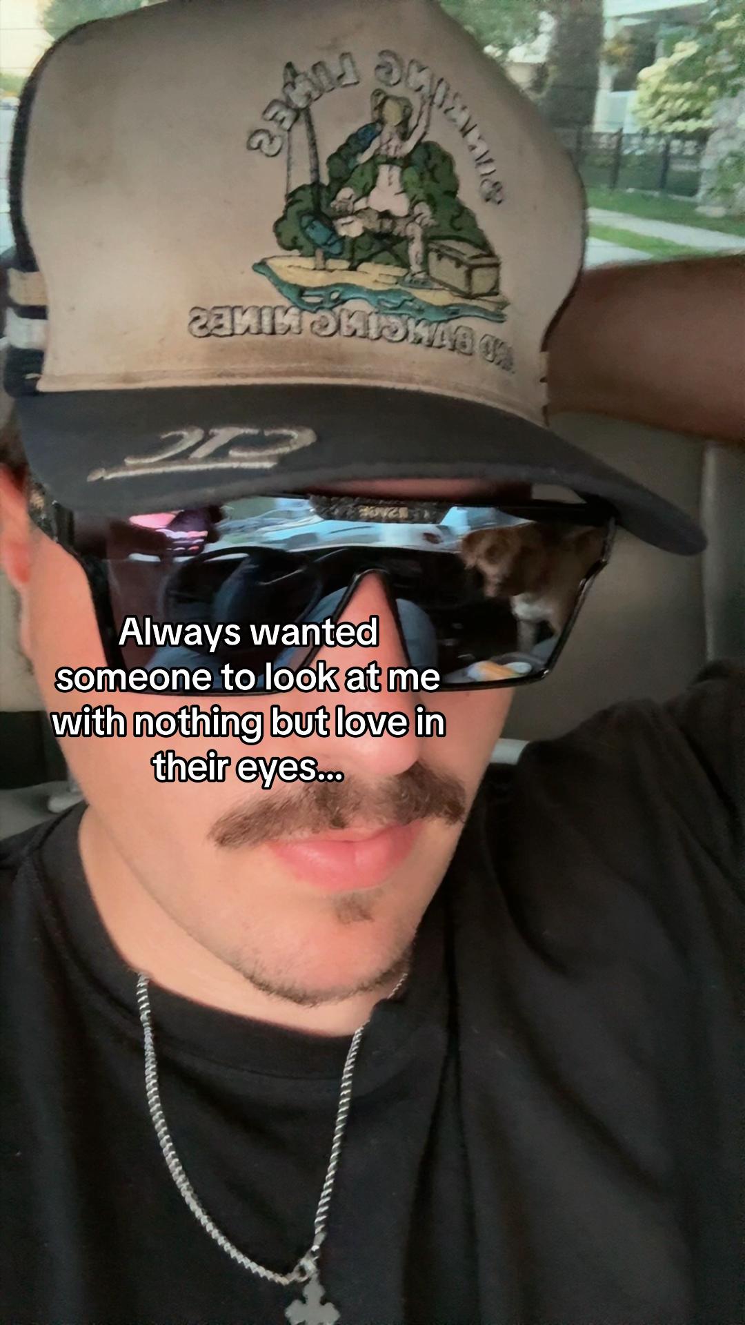 @✟