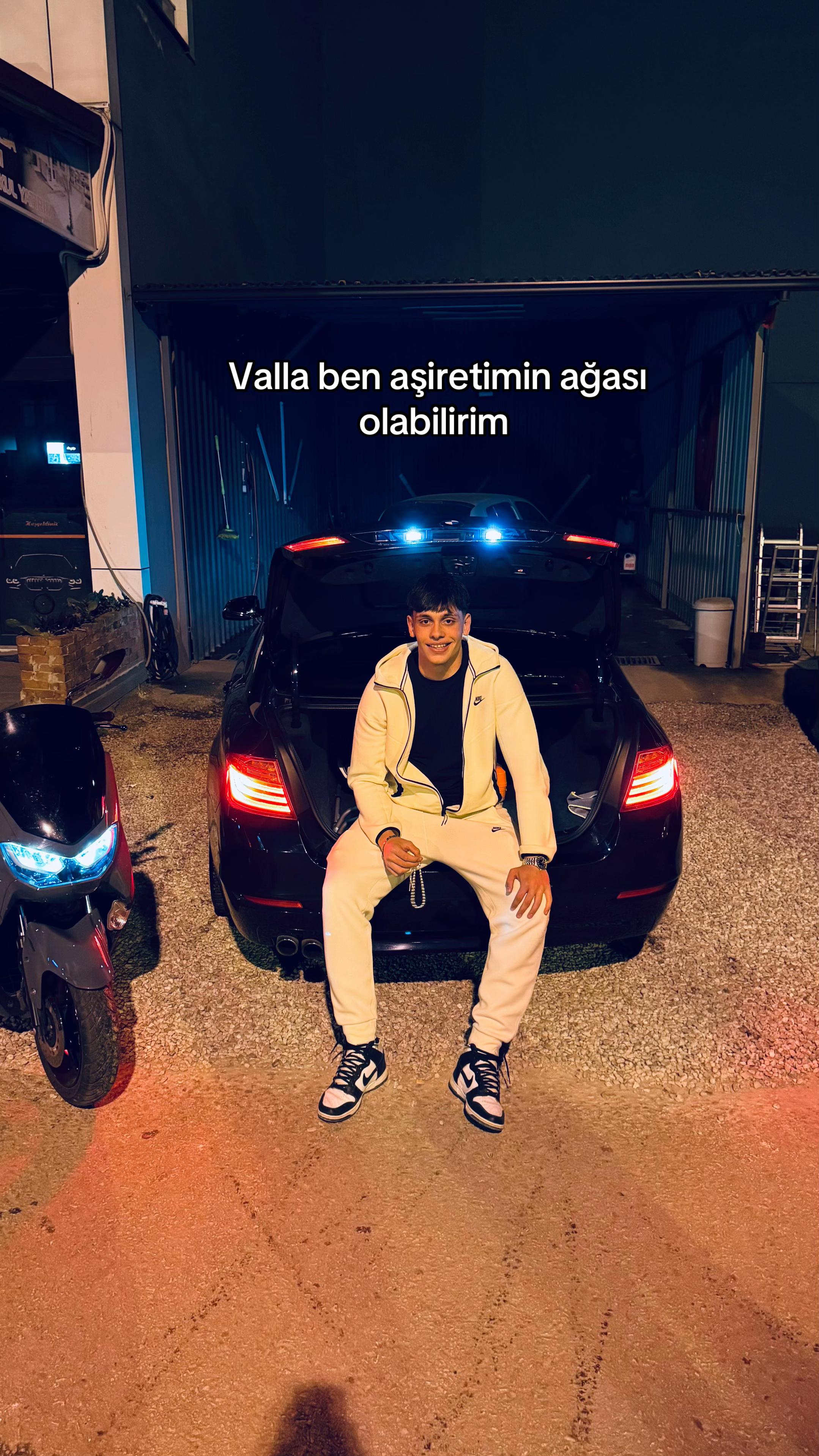 @efehoylan