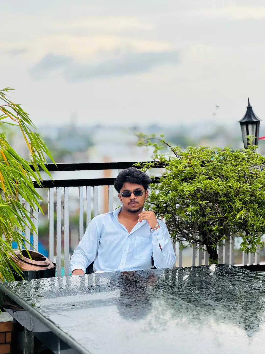 @𝐄𝐬𝐡𝐚𝐧⁉️