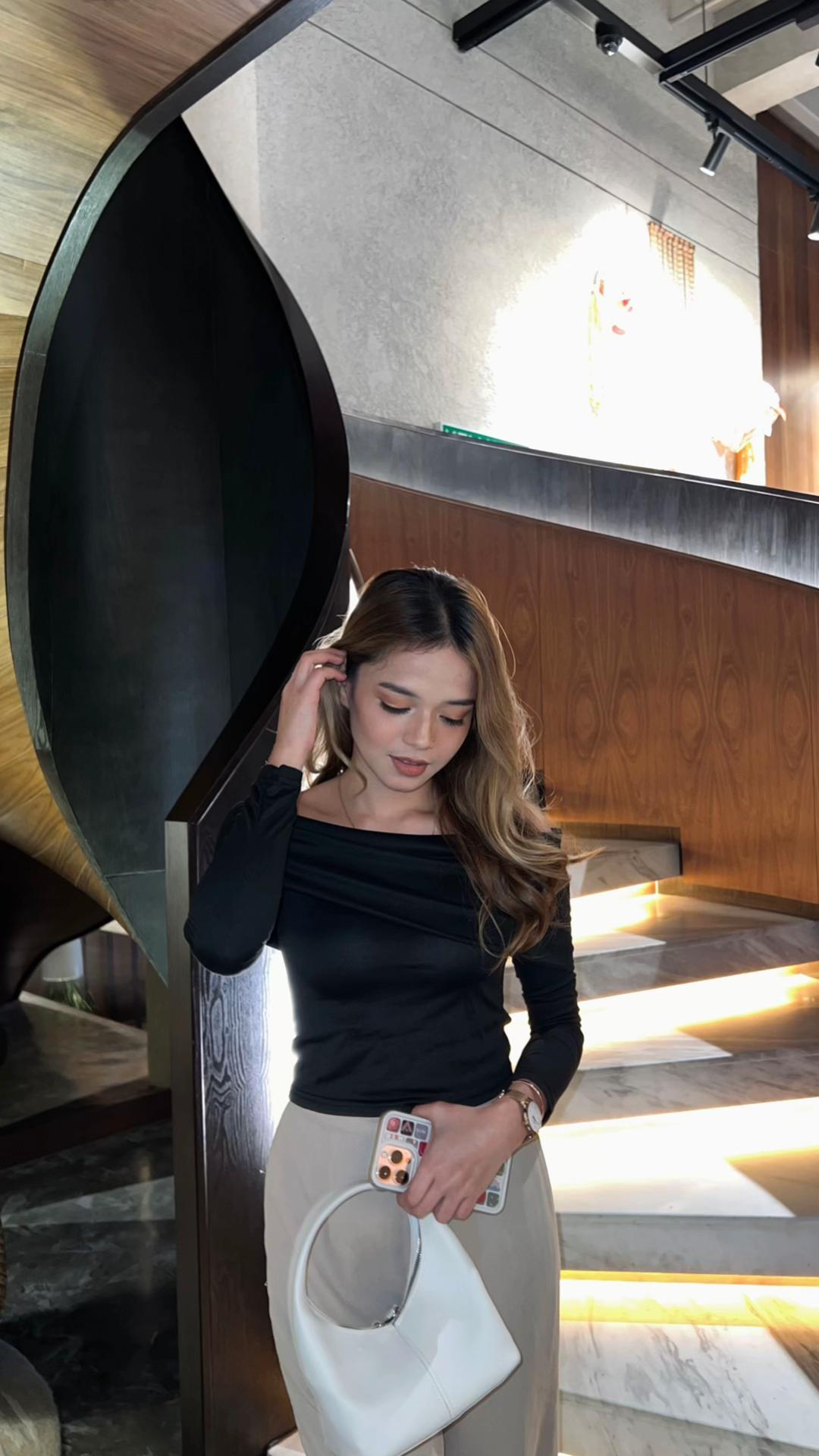 @𝒽𝒶𝓈