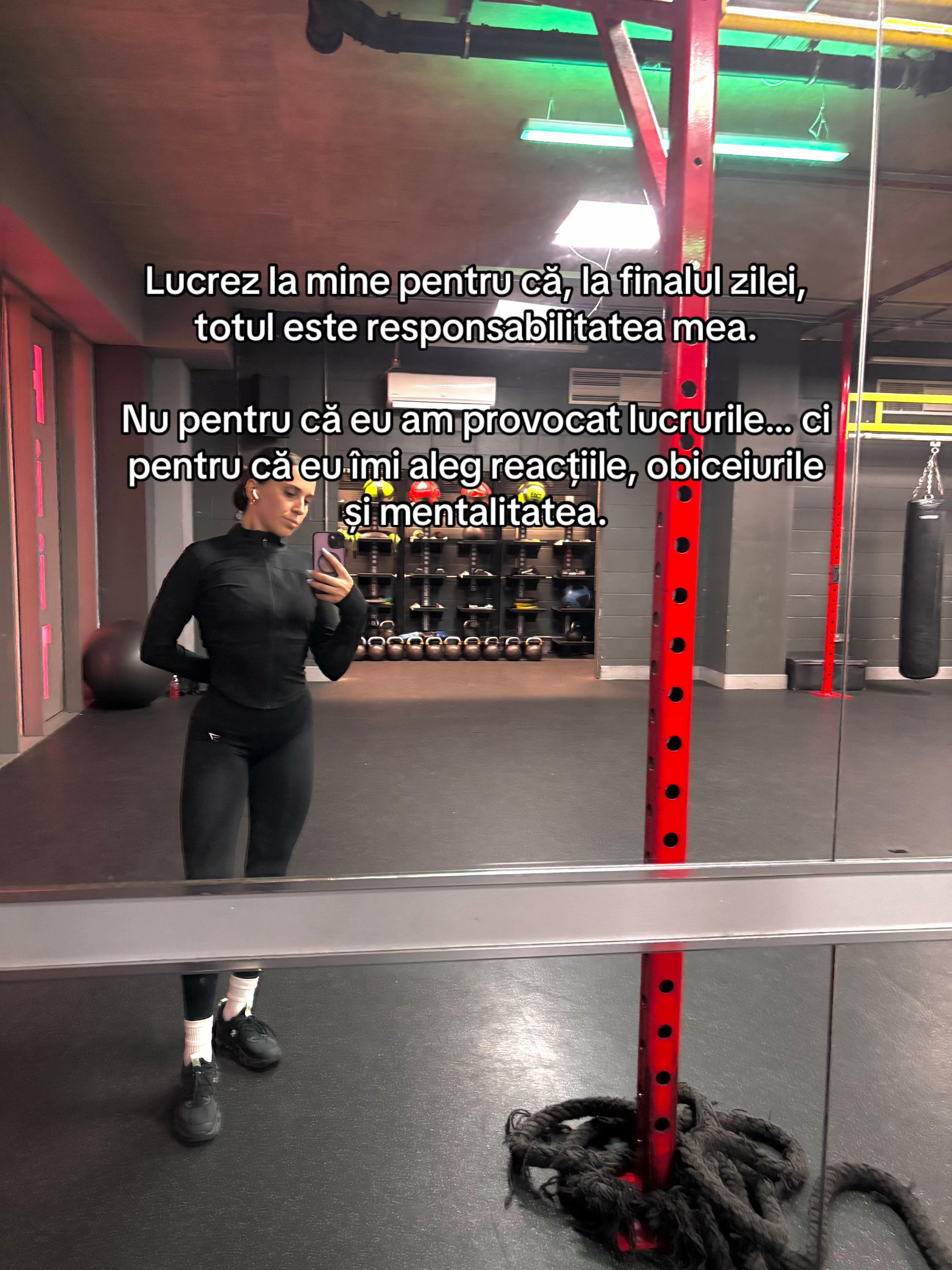 @francesca 🌚
