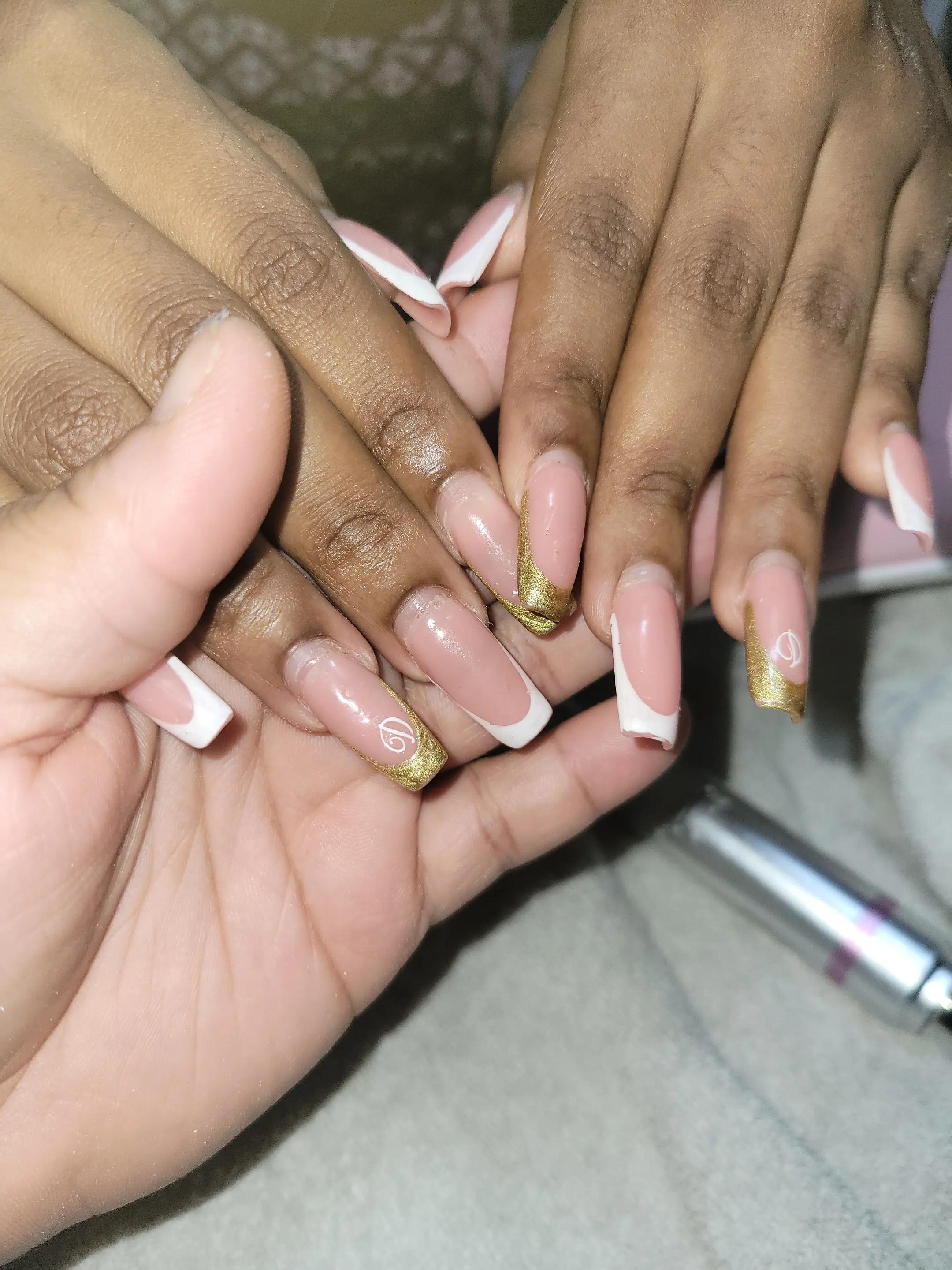 @D’Yulenny Nails 💅
