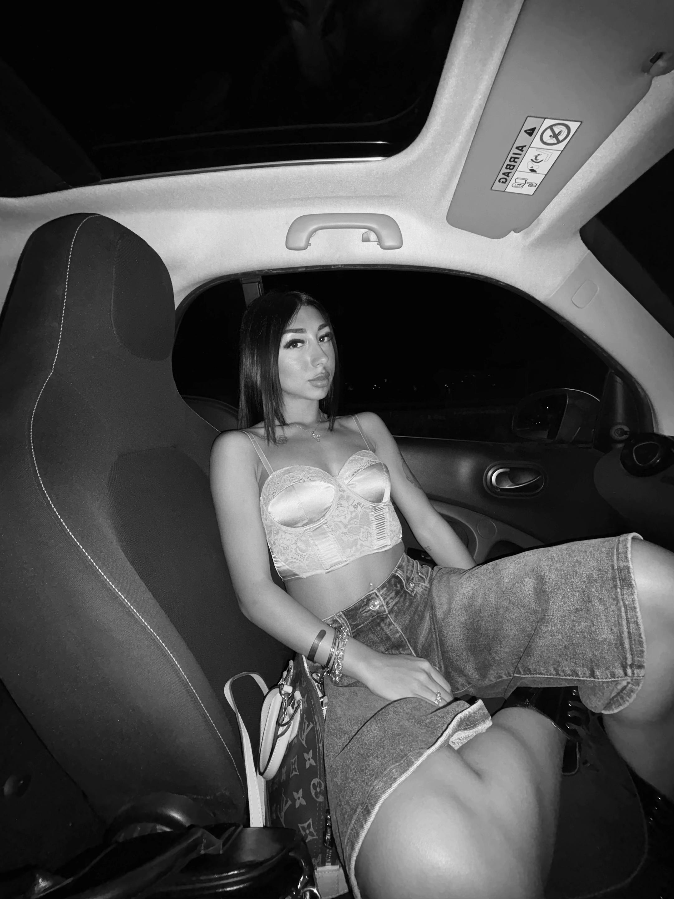 @๐๐ ๐โฌ