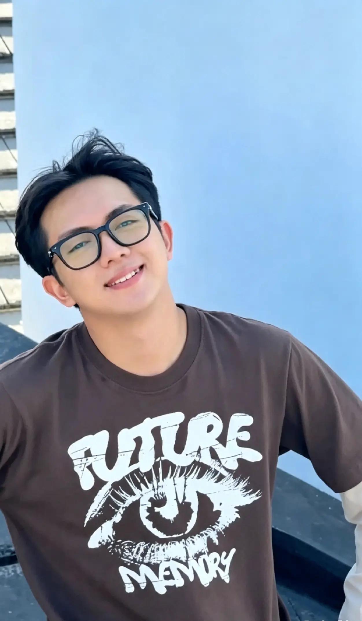 @Fiikor💛