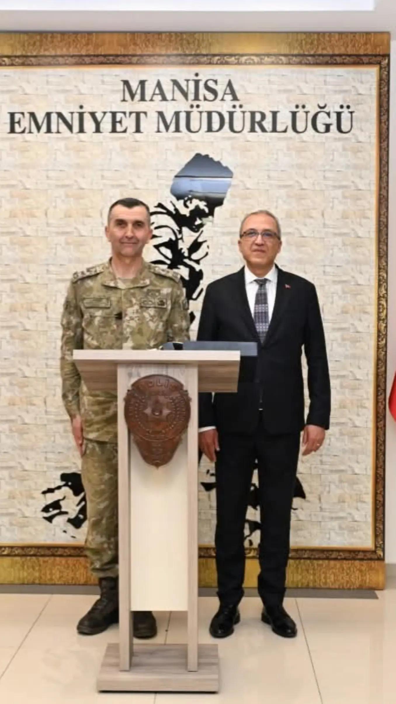 @🇹🇷ＫＯＭＡＮＤＯ🇹🇷