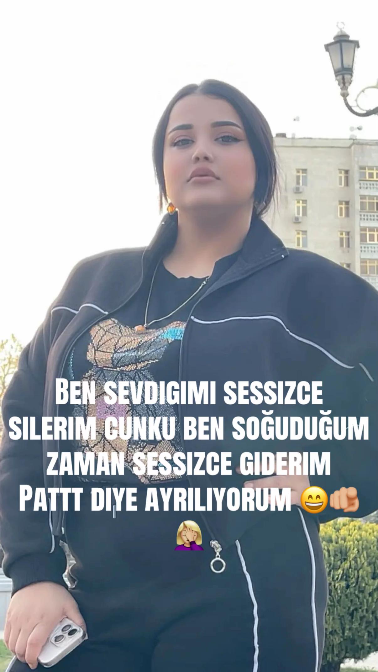 @MÄHRI VINES🖤🤚