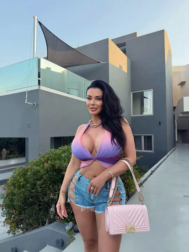 @Aletta Ocean