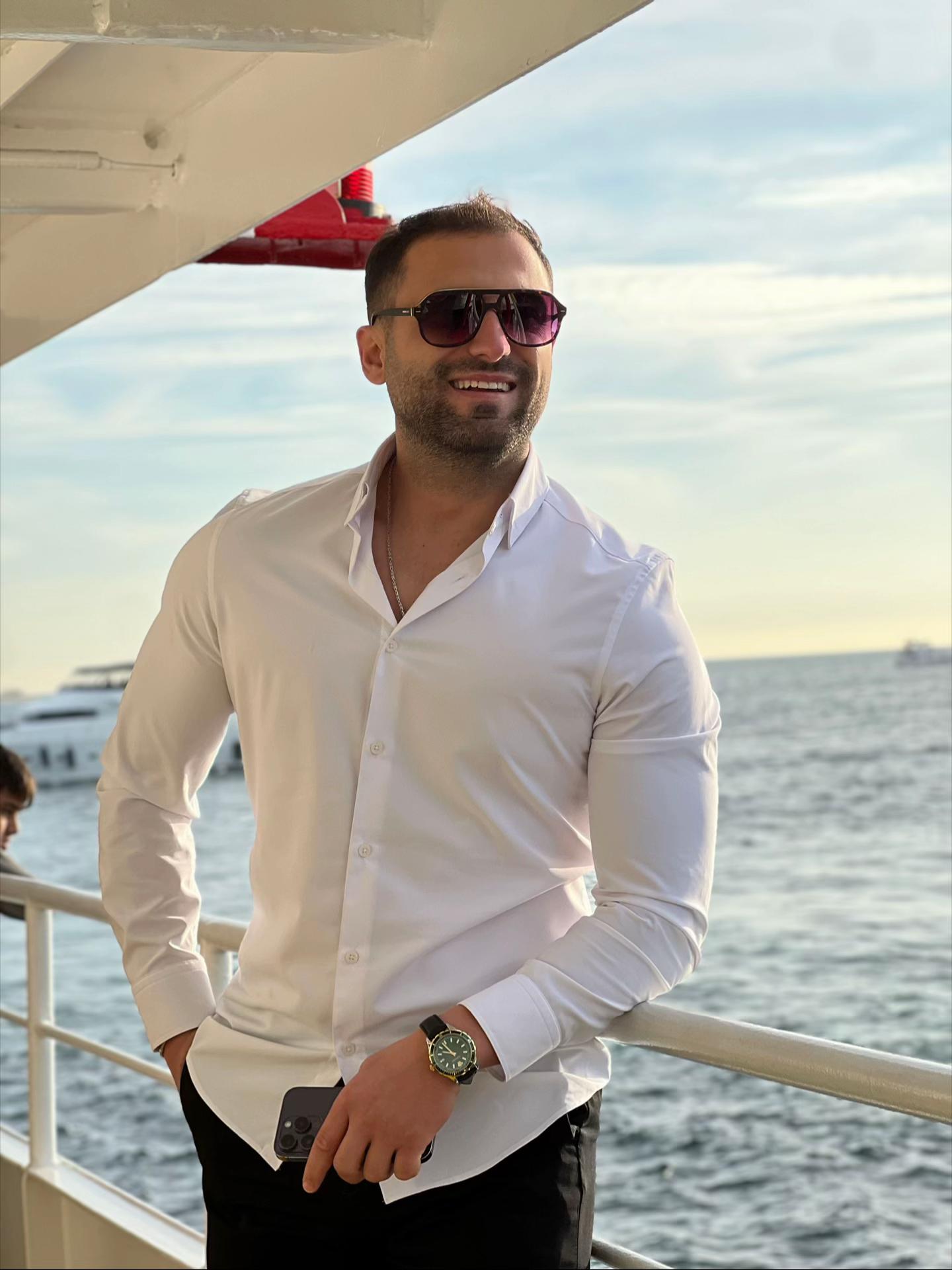 @Ahmet Apaydın
