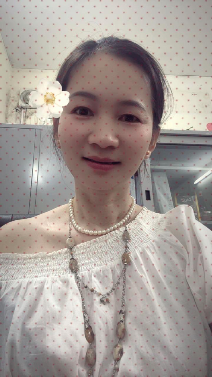 @Hoa s&uacute;n ( nh&iacute; nhố)