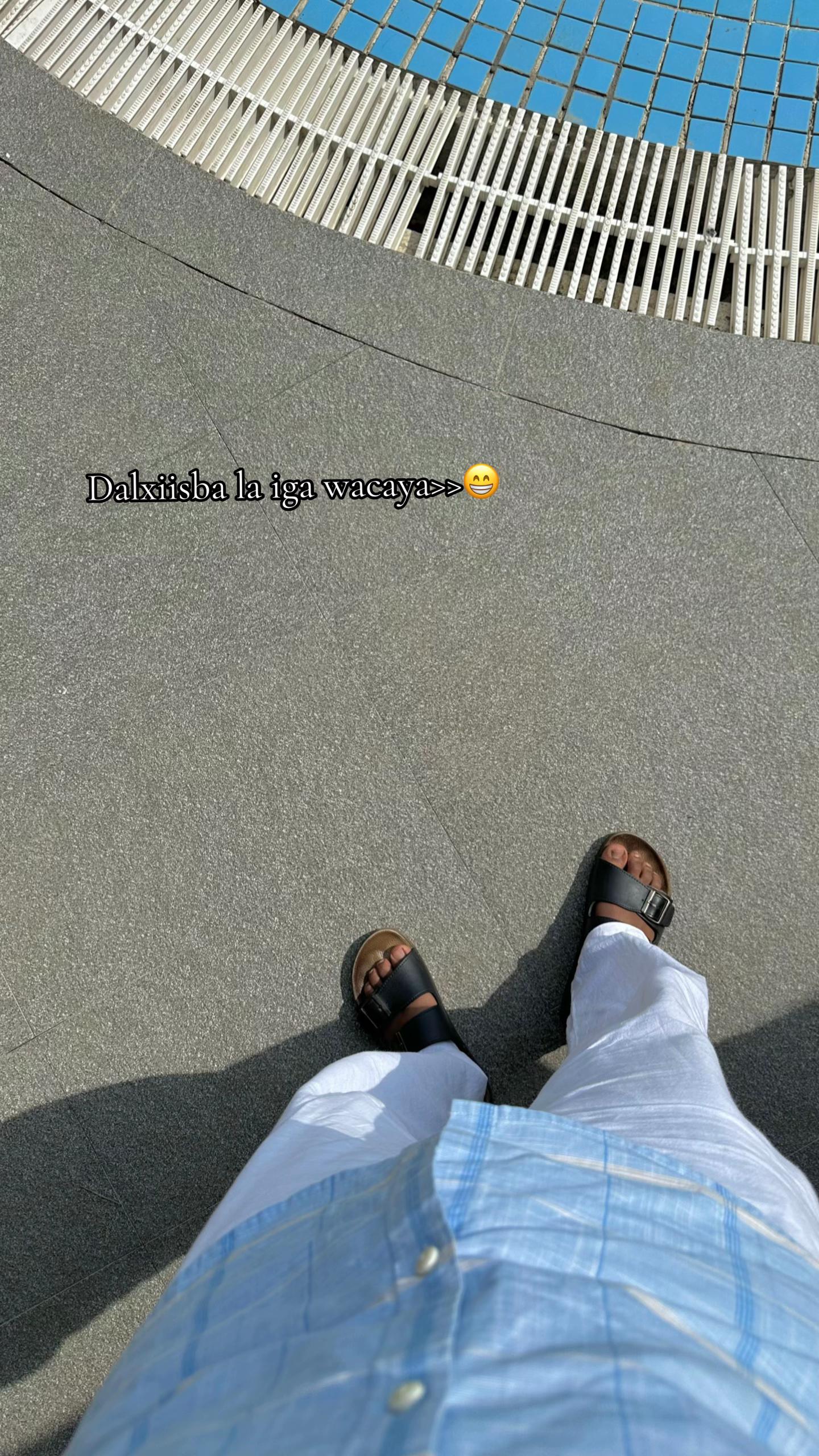 @Abz✪🏝️