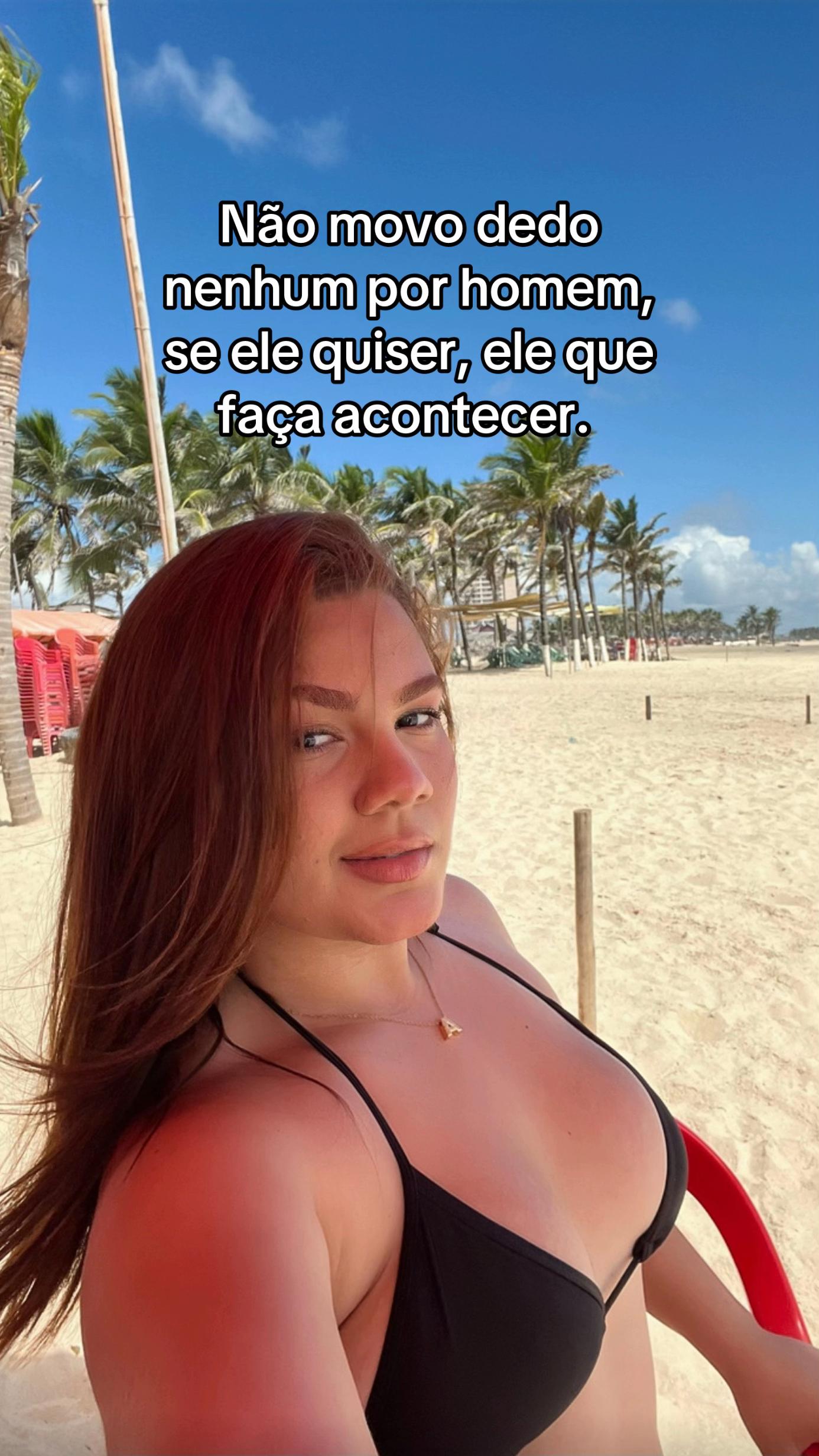 @Ariele Andrade🦊