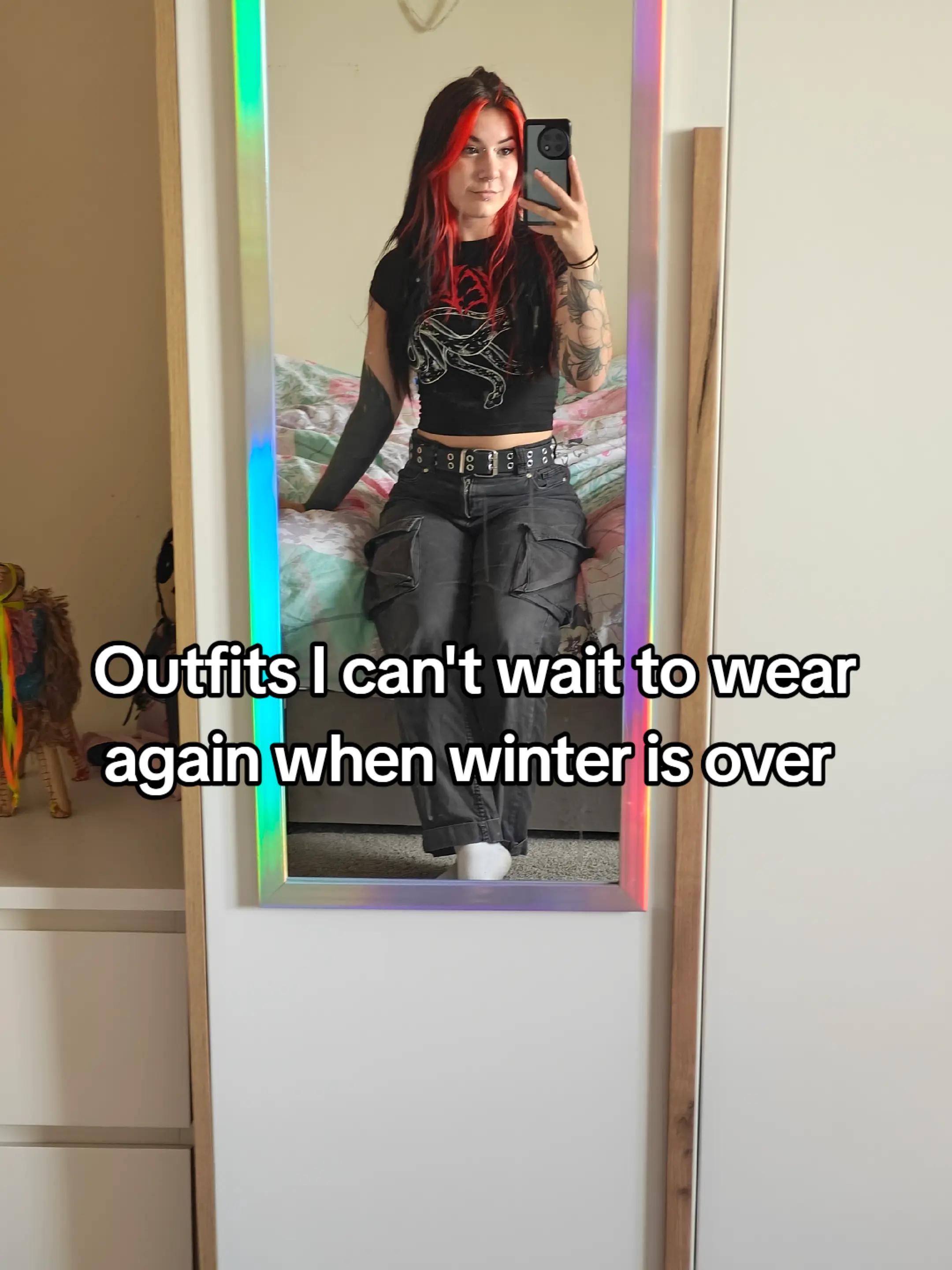 @Evie 🖤