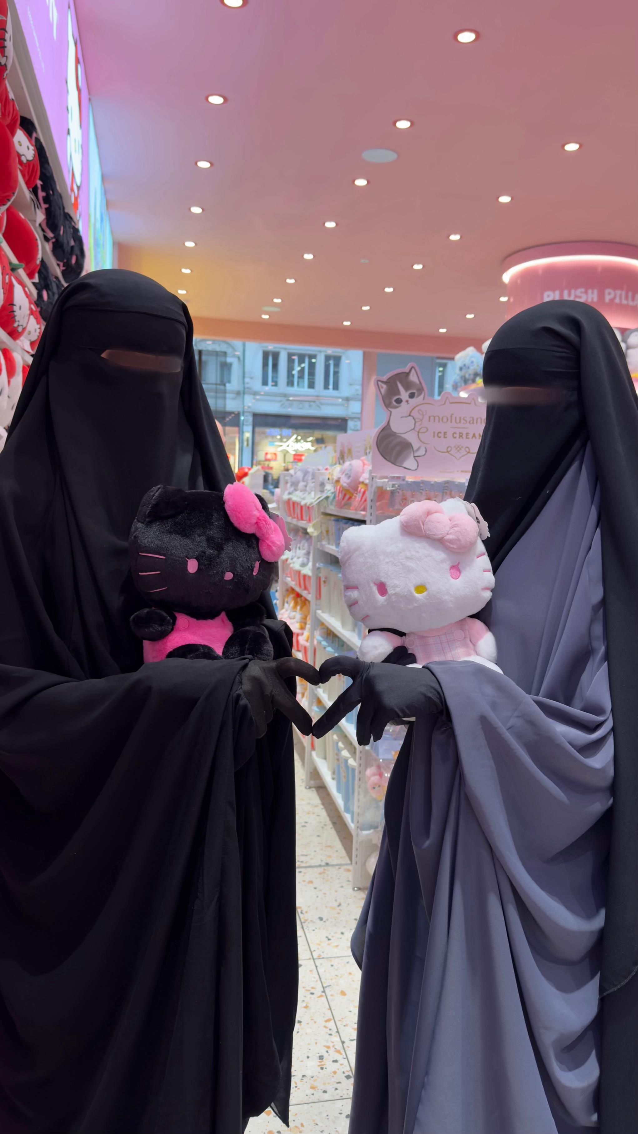 @س