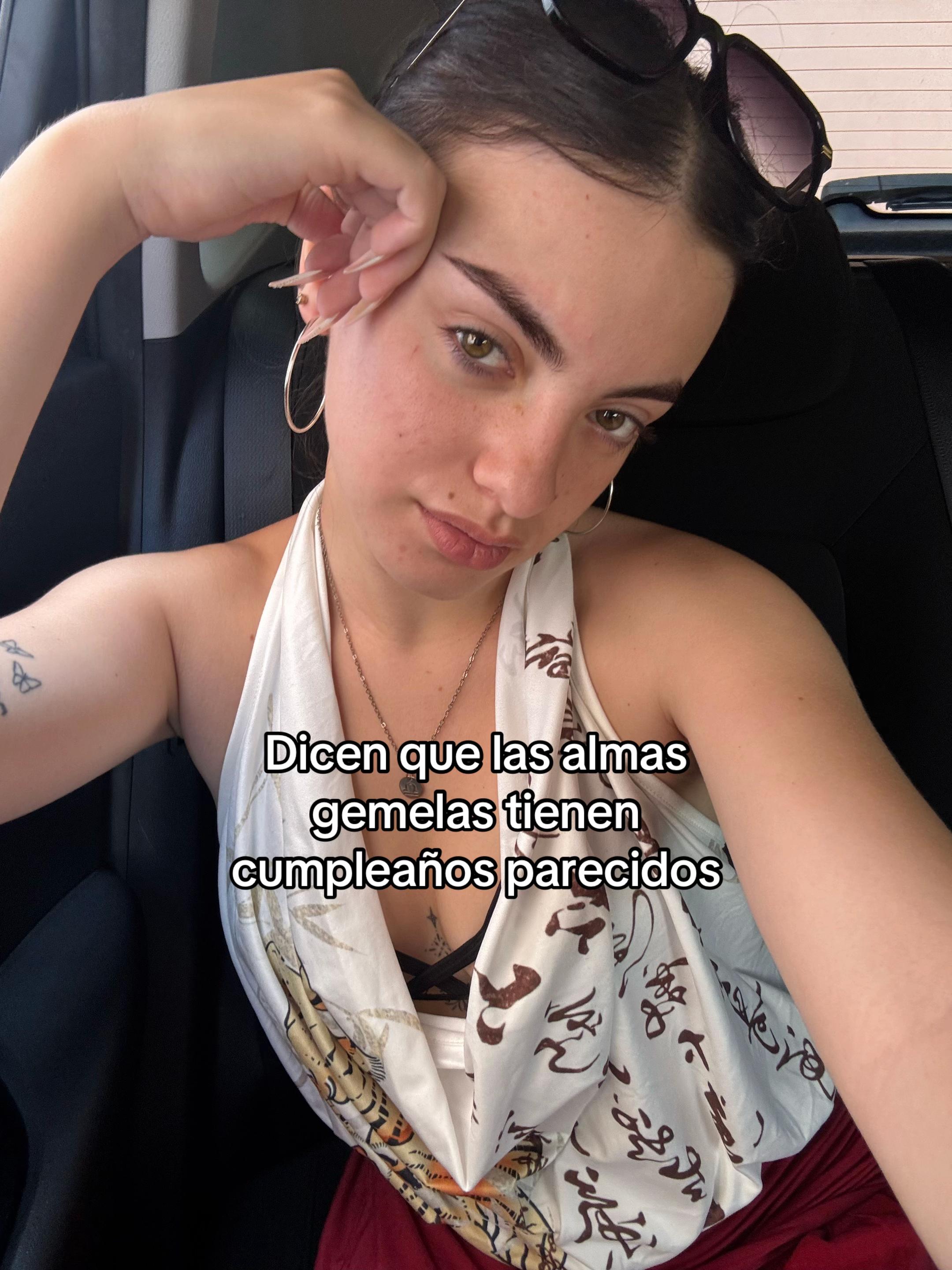 @danielaarosteguii