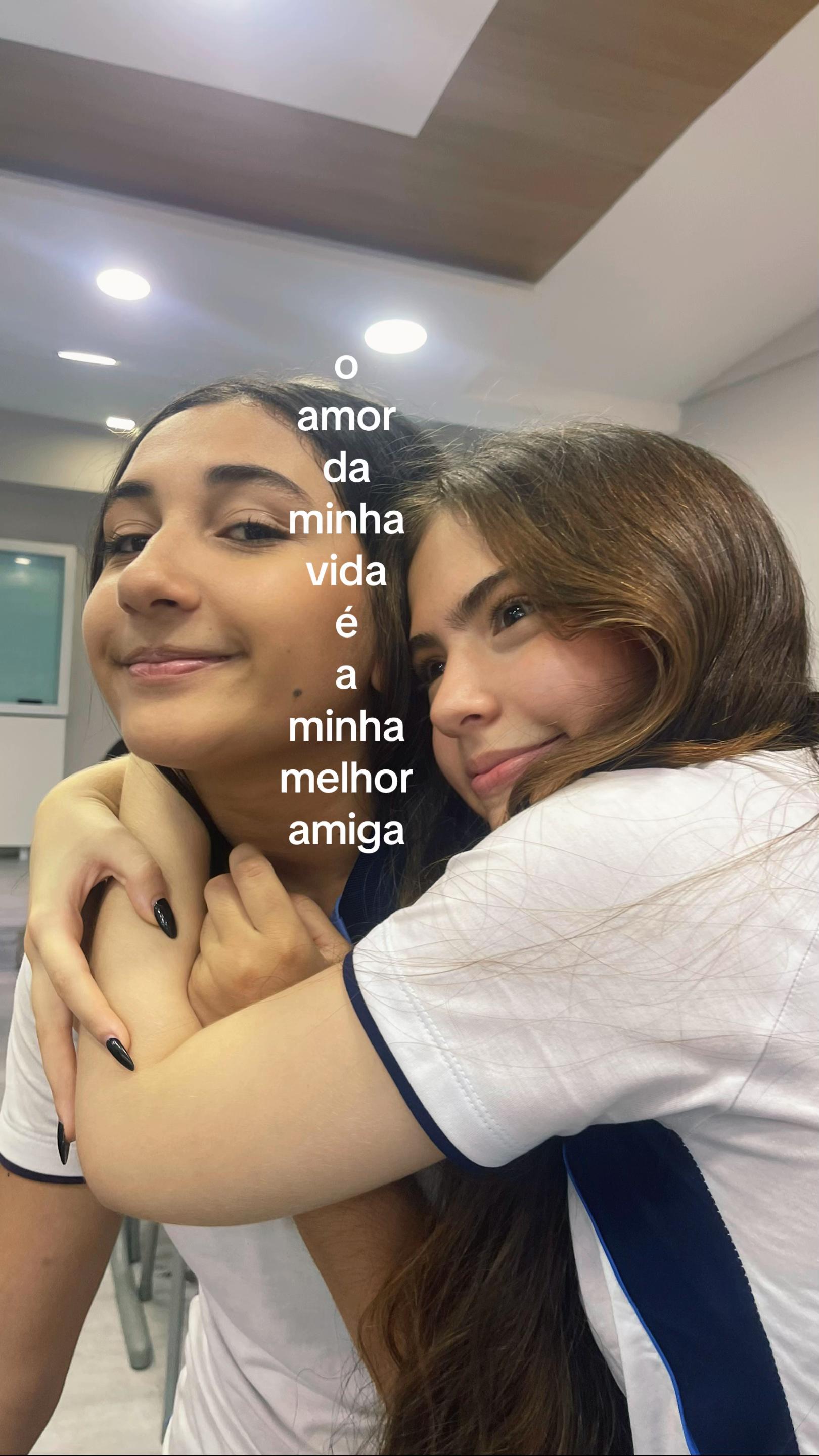 @samaragroeschel