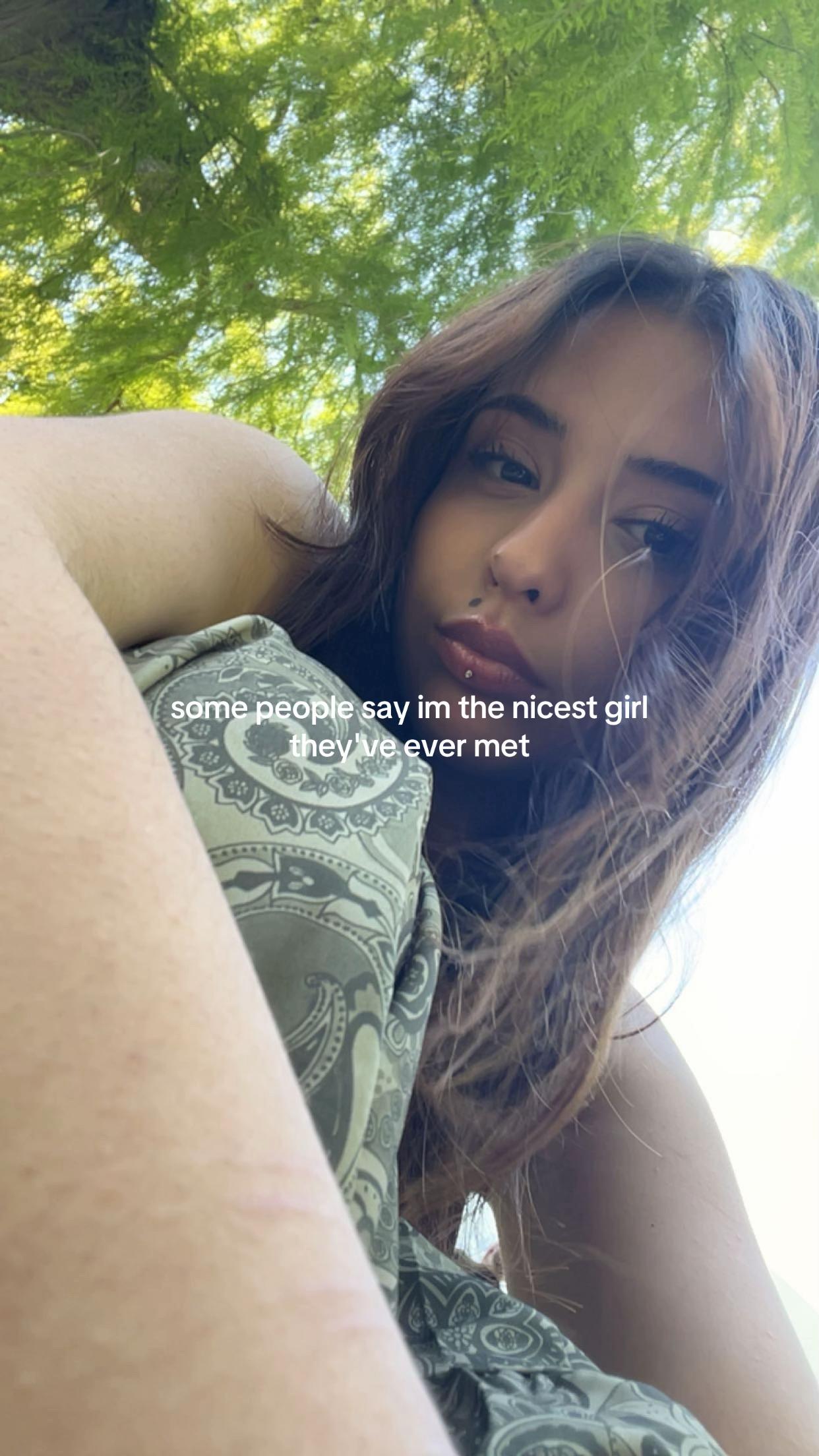@yara | seeing ur mom😒 ⟭⟬⁷!!