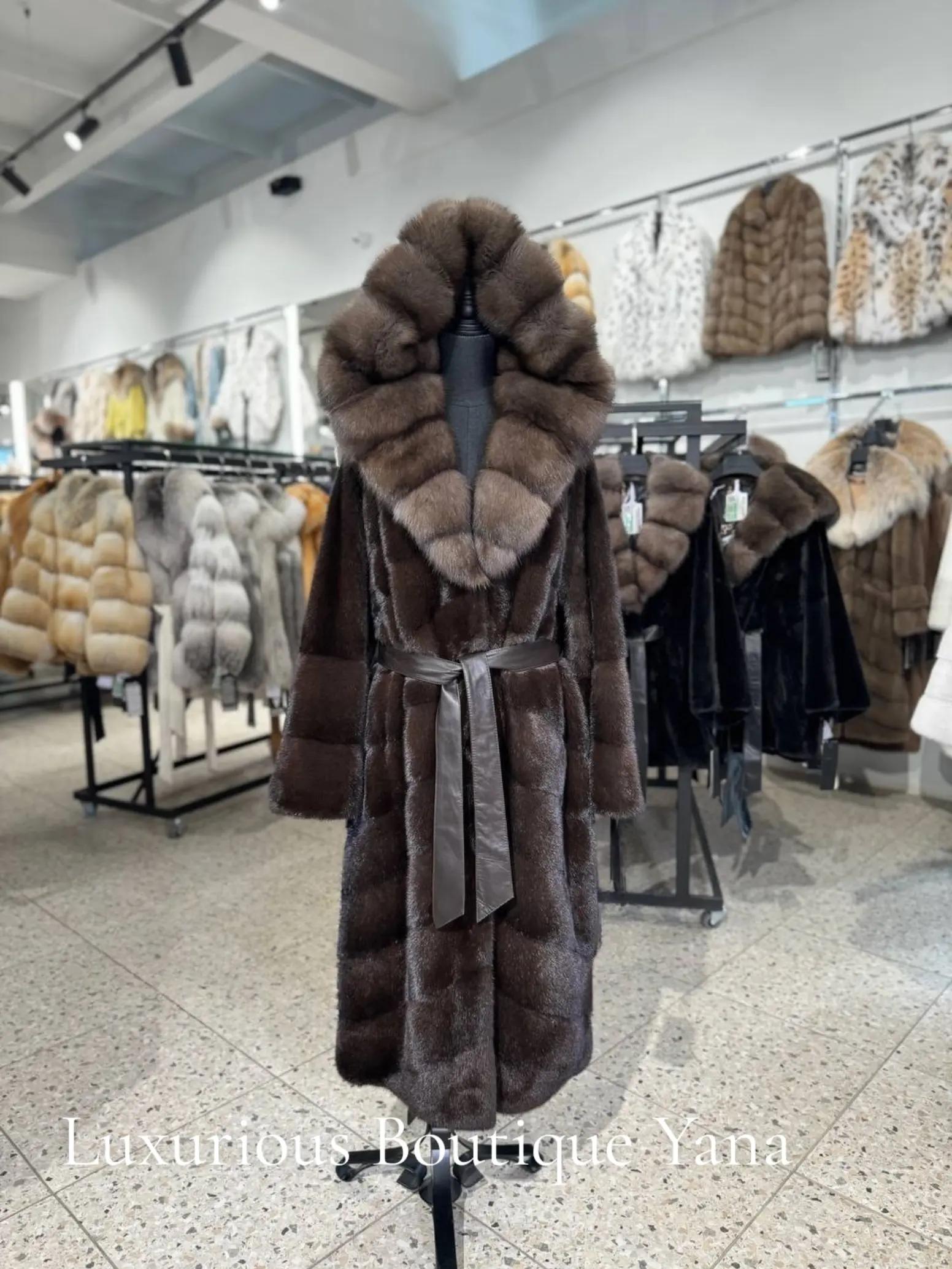 @Luxurious Boutique Yana