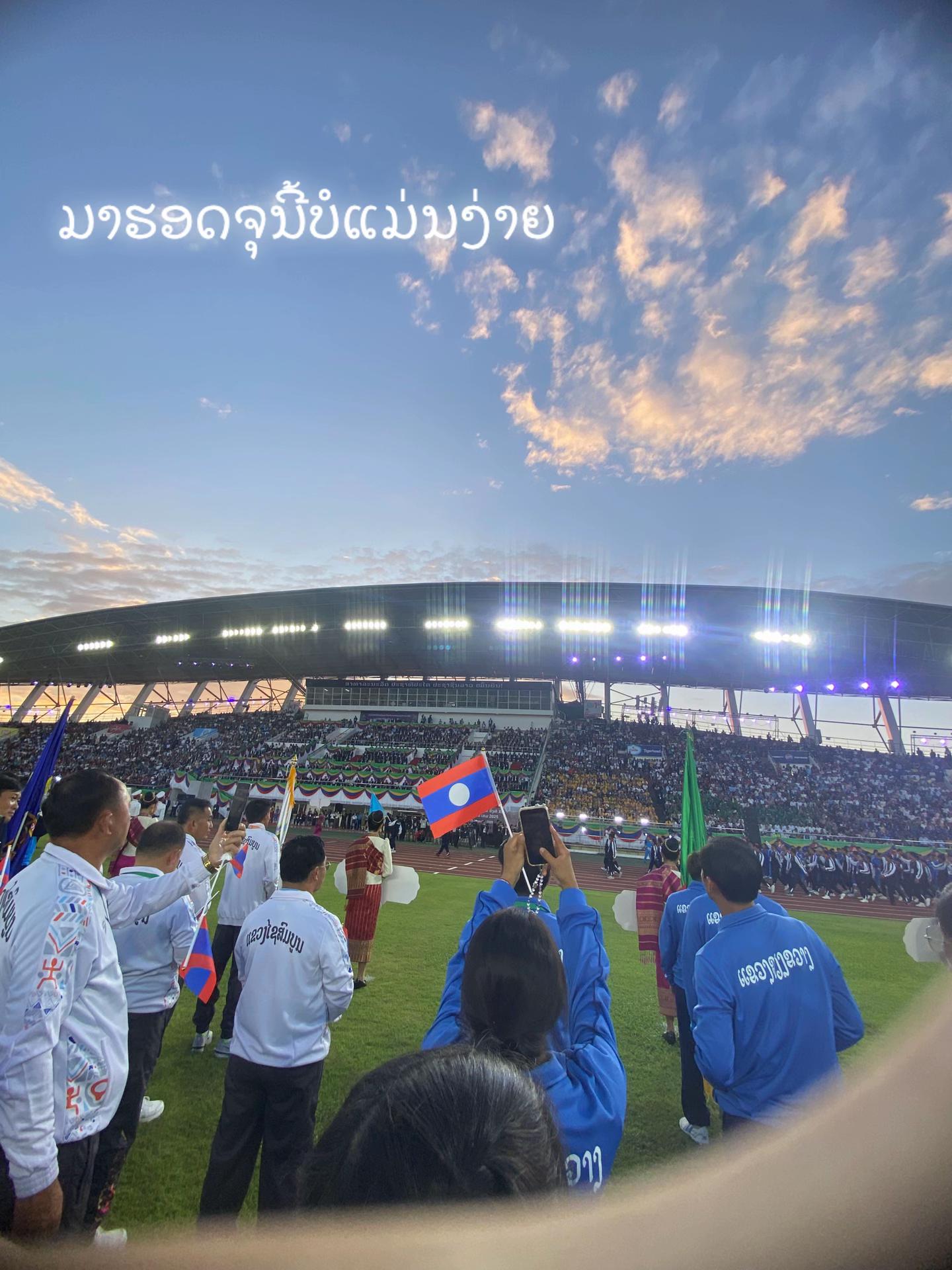 @ອະເຢັ້າຕົວຈິງ💔🥀
