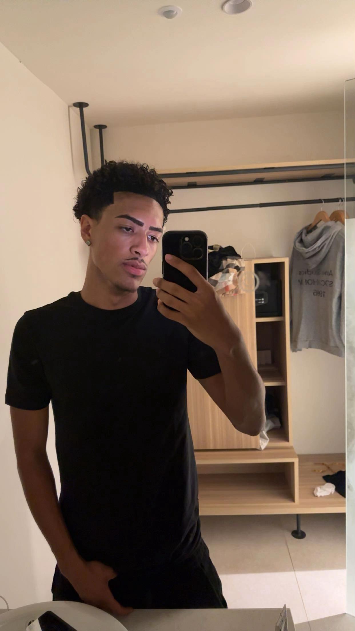 @Ⓑ