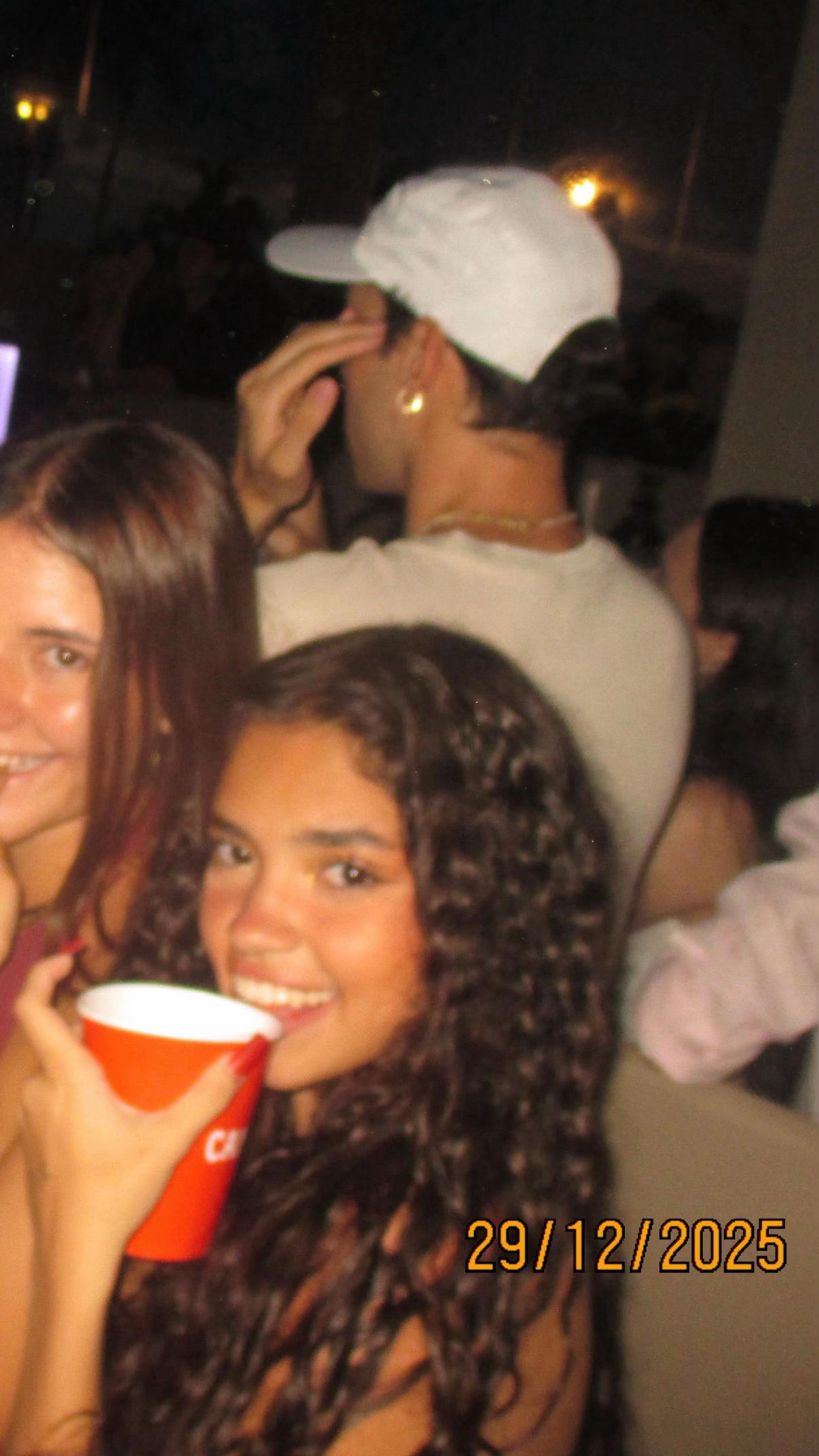 @SISI