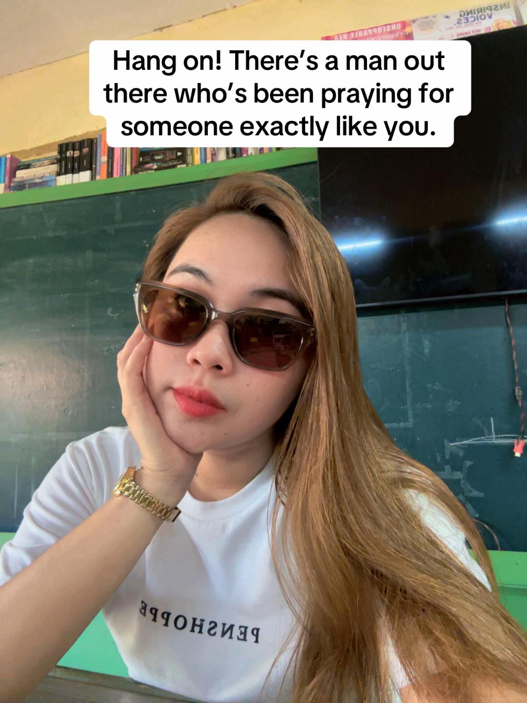@𝑀𝒾𝓈𝓈 𝑅𝑜𝒸𝒽 👩&zwj;🏫🇵🇭