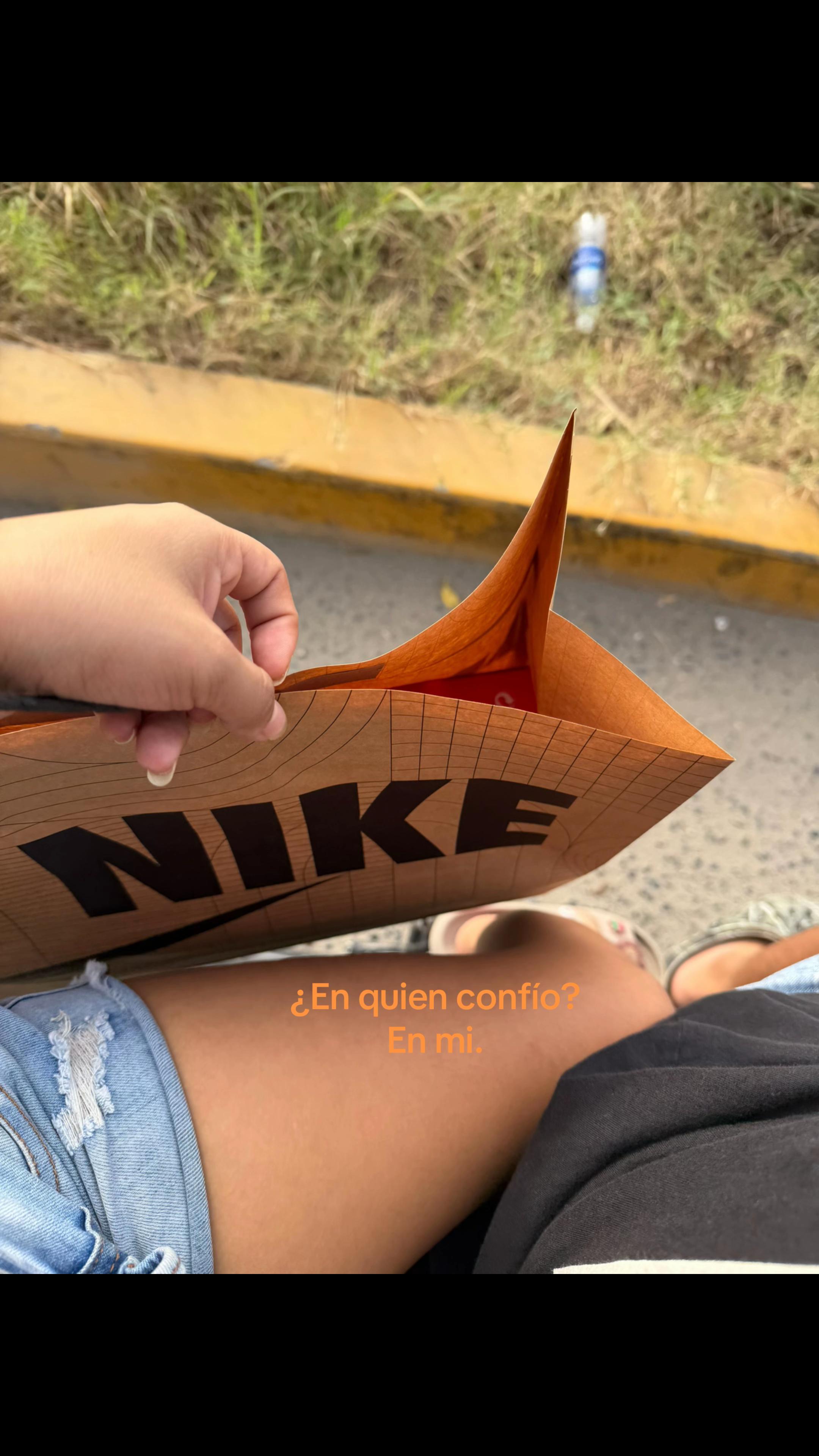 @ᥫ᭡