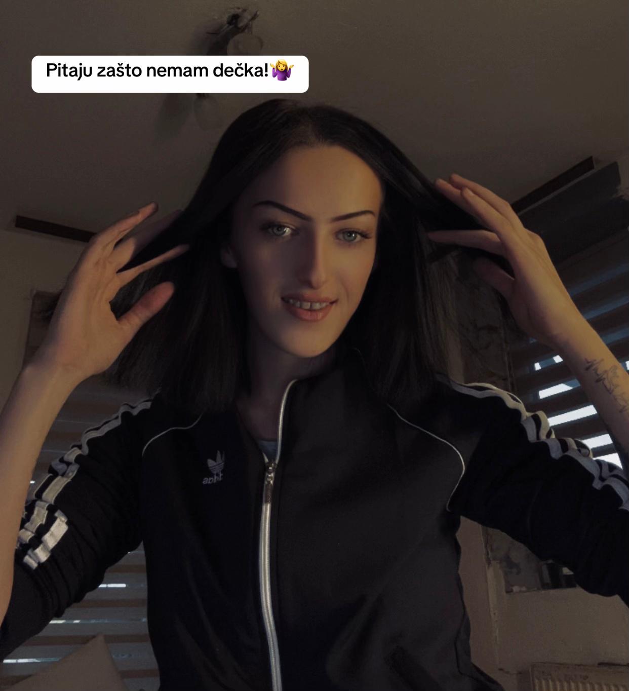 @Valentina Cota🌸
