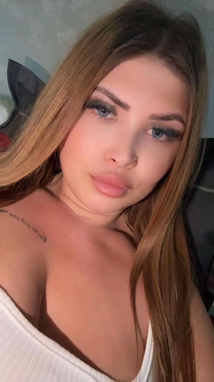 @Bibi11
