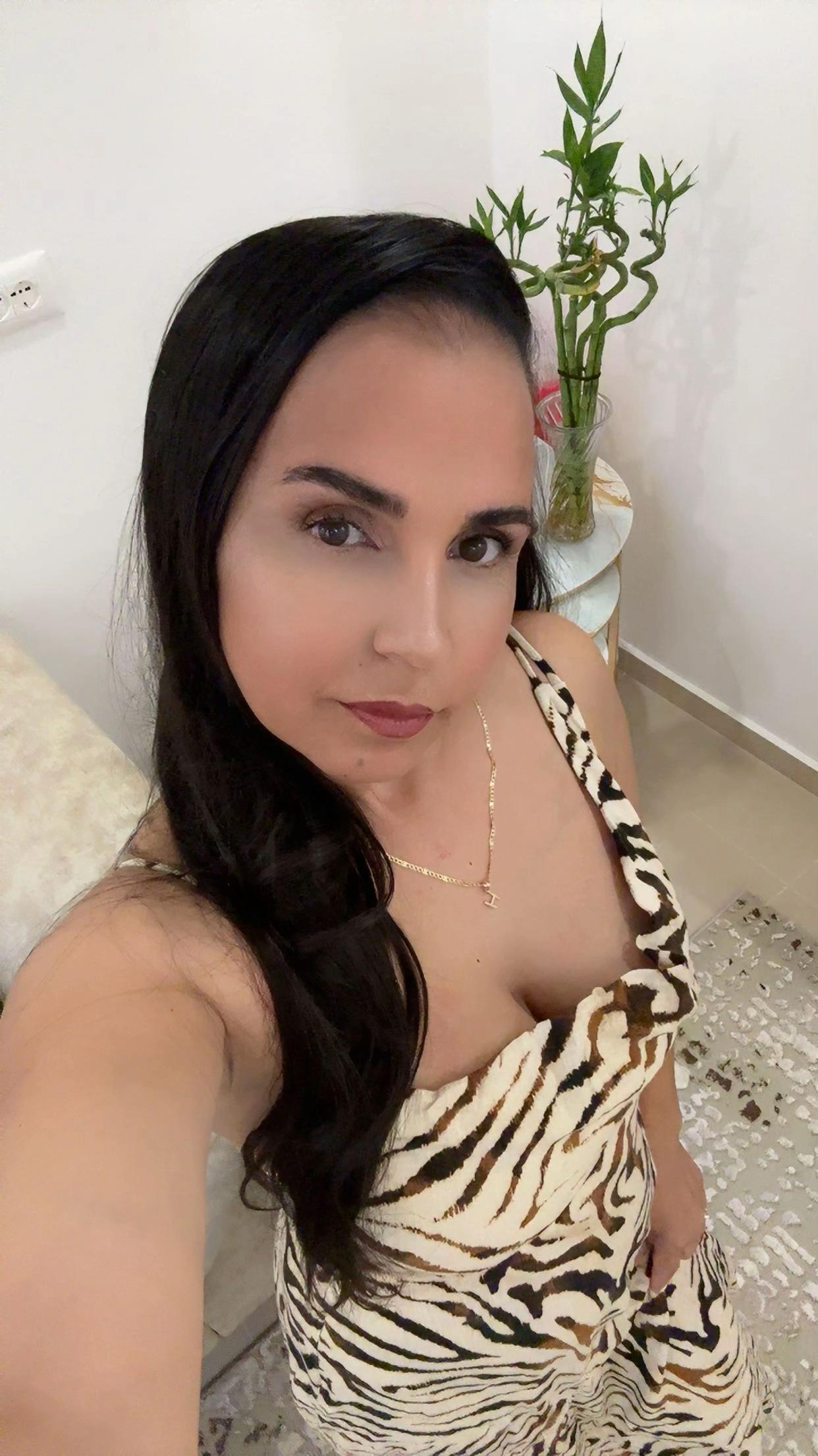 @Izmira