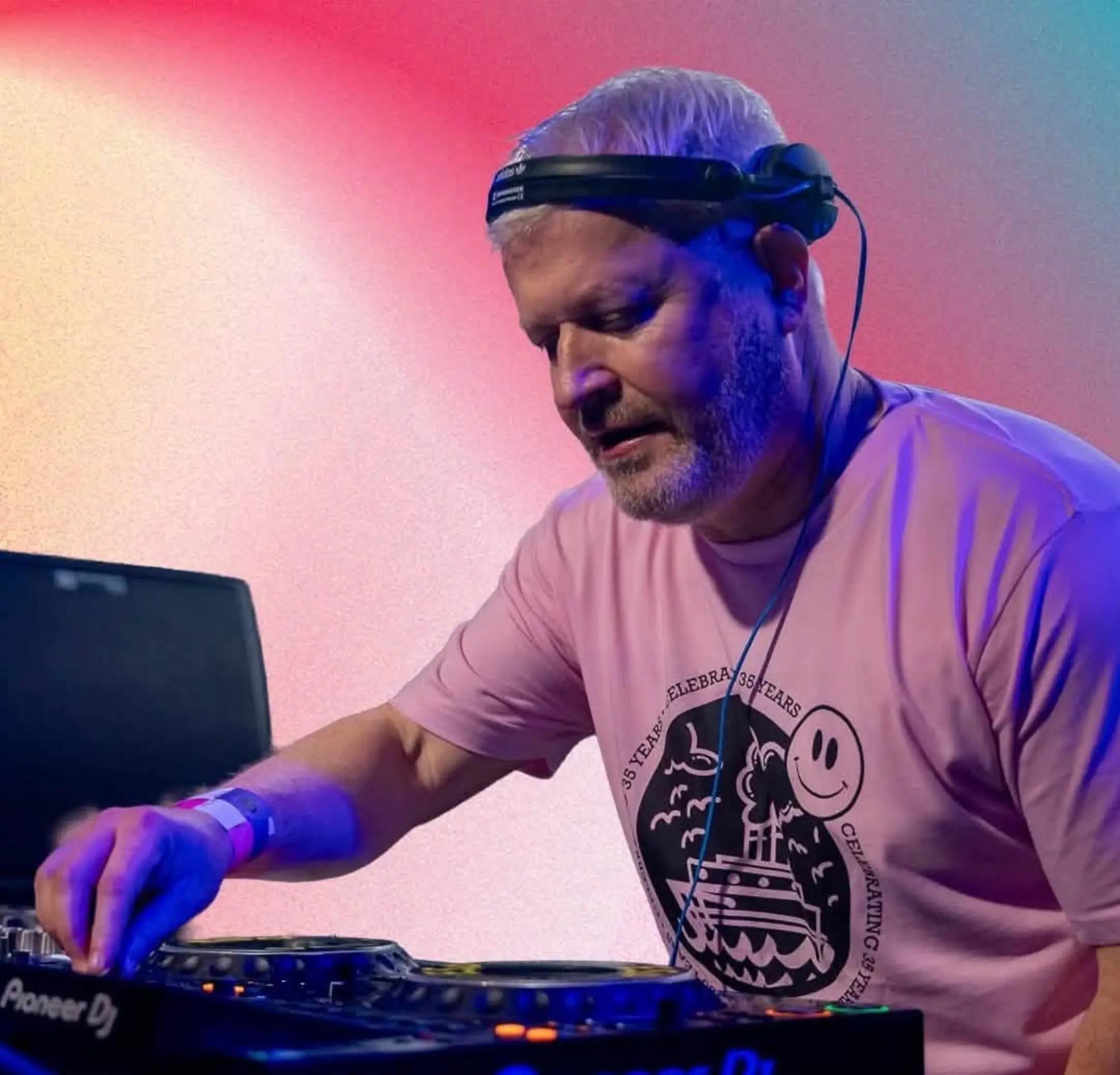 @Billy Morris DJ