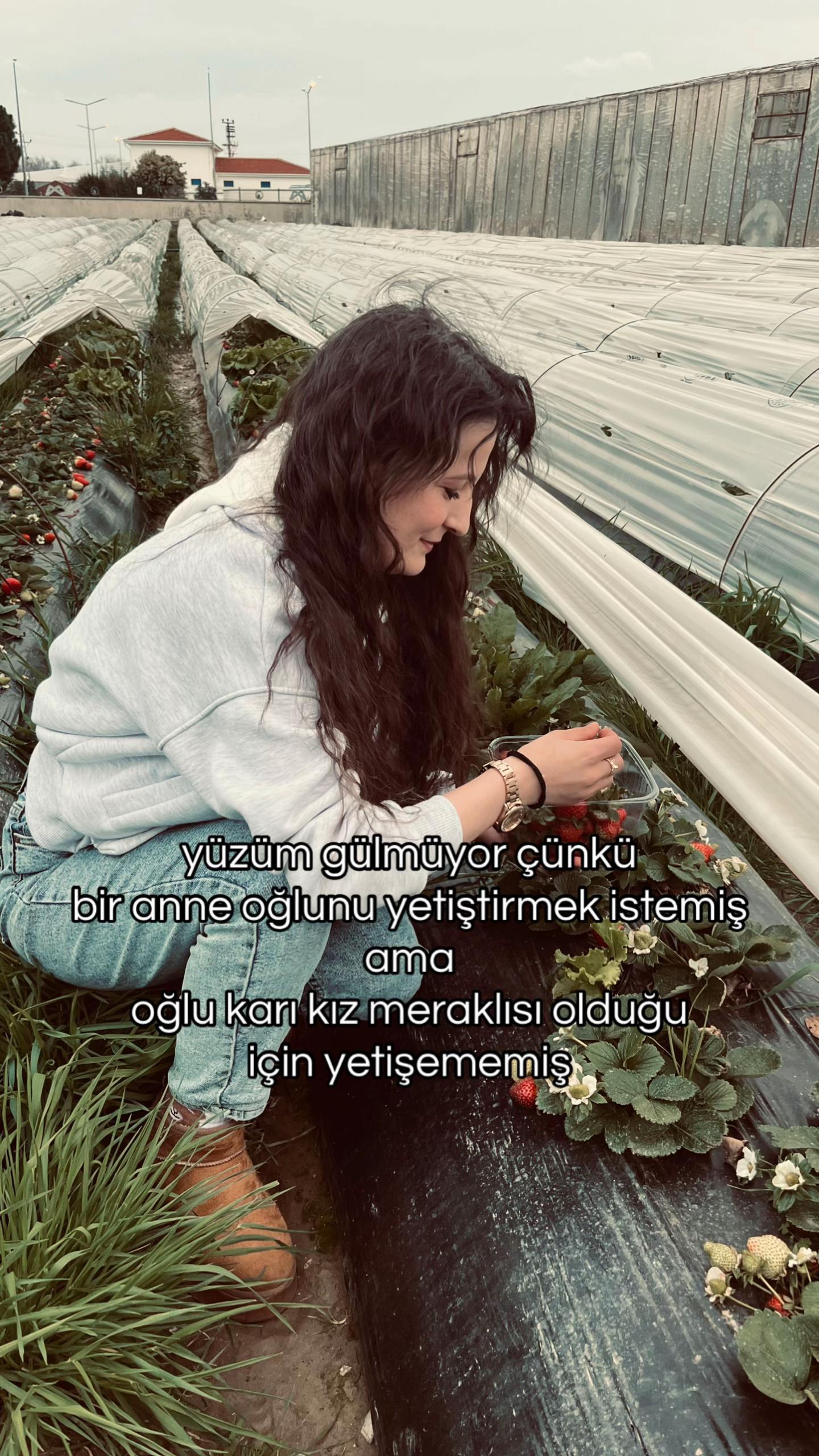 @zehraizim_