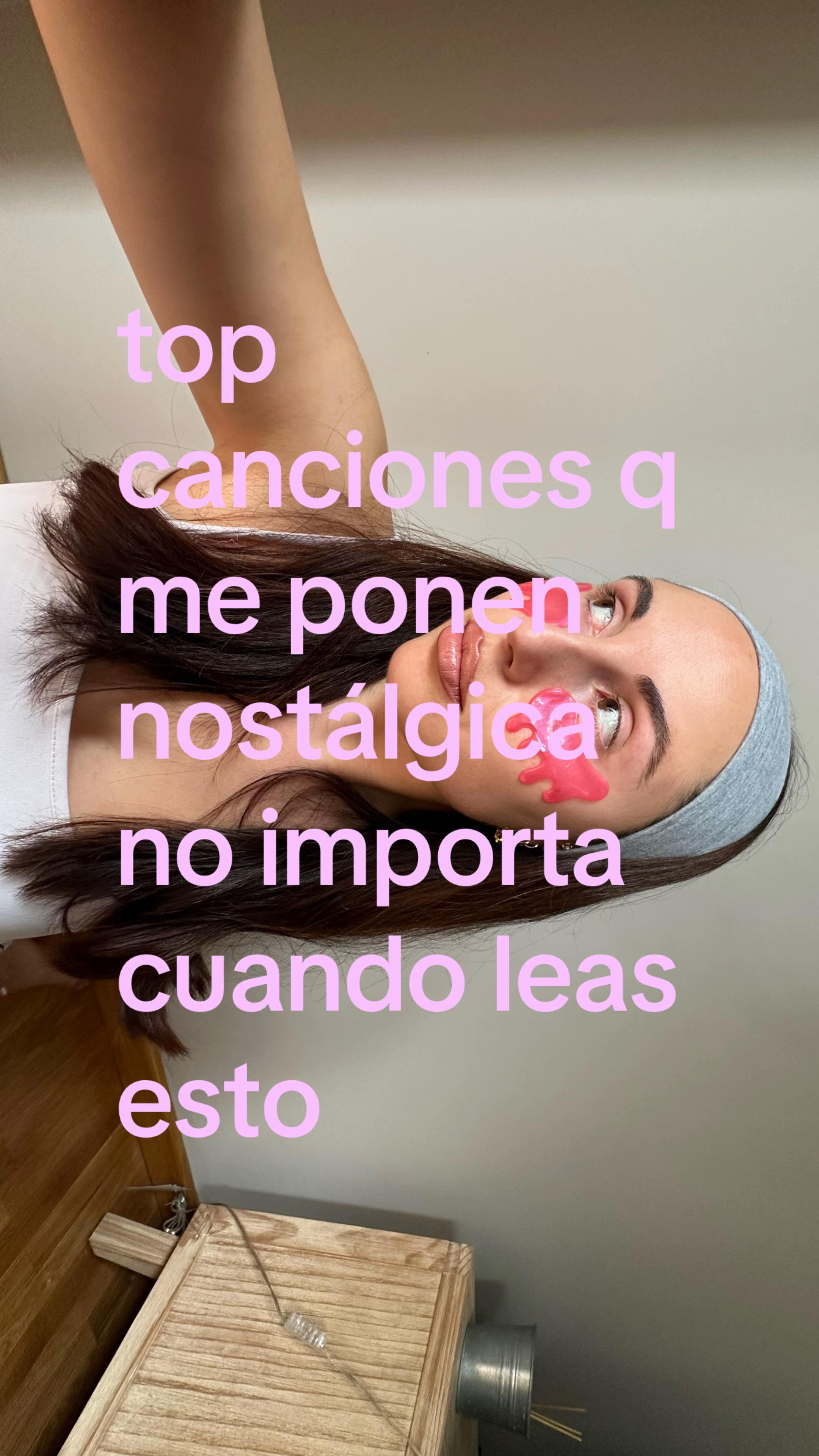 @laura ☆⋆ ˚。⋆