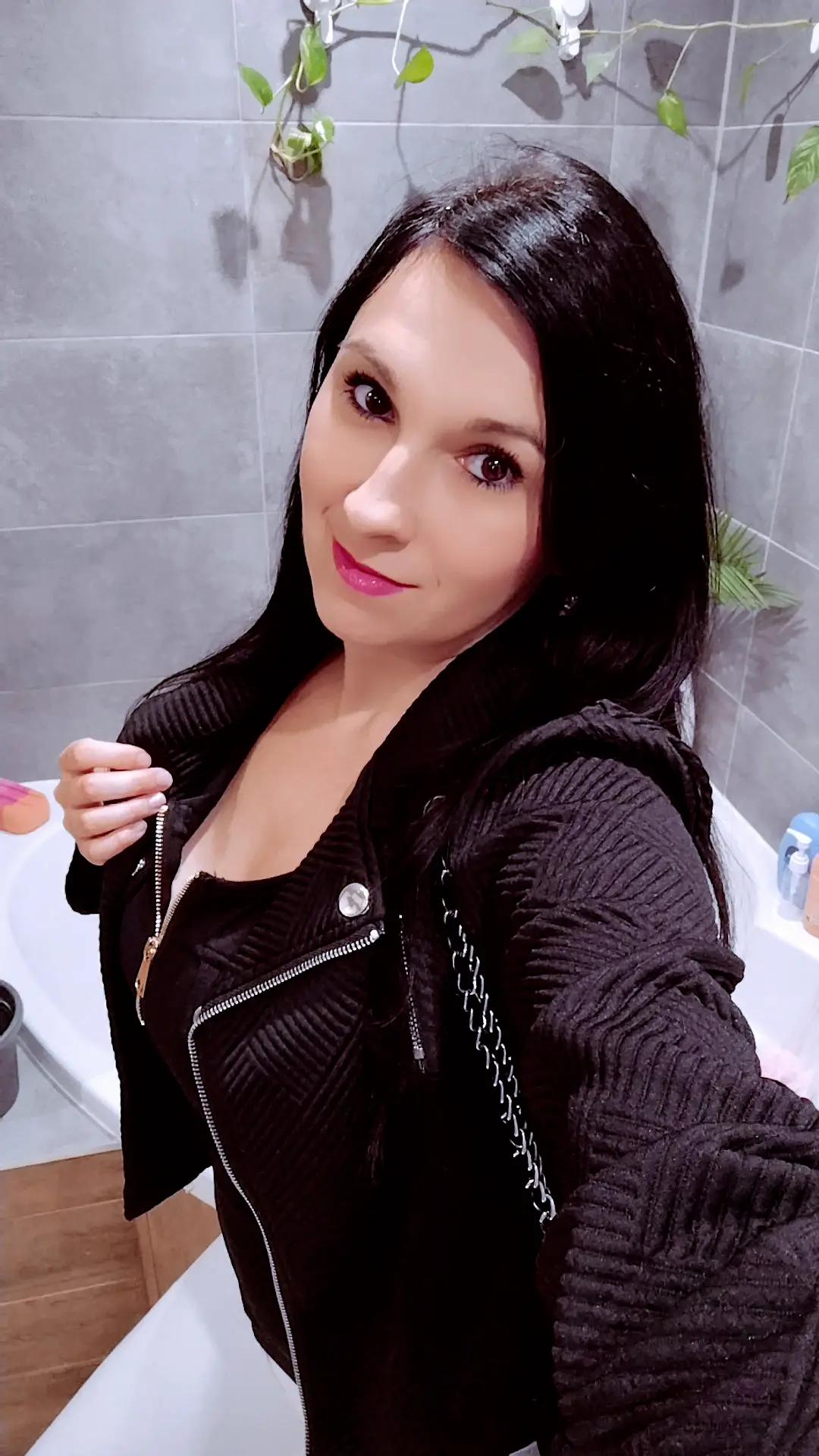 @🎀 𝕍𝕖𝕣𝕚𝕤𝕖𝕜 🎀