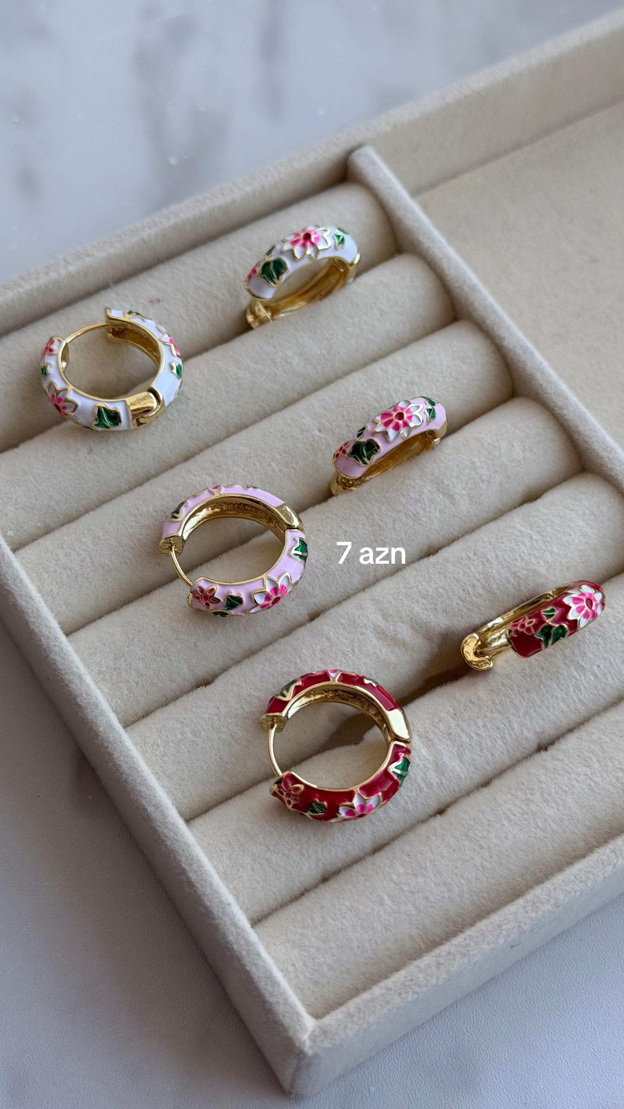 @ayora.az