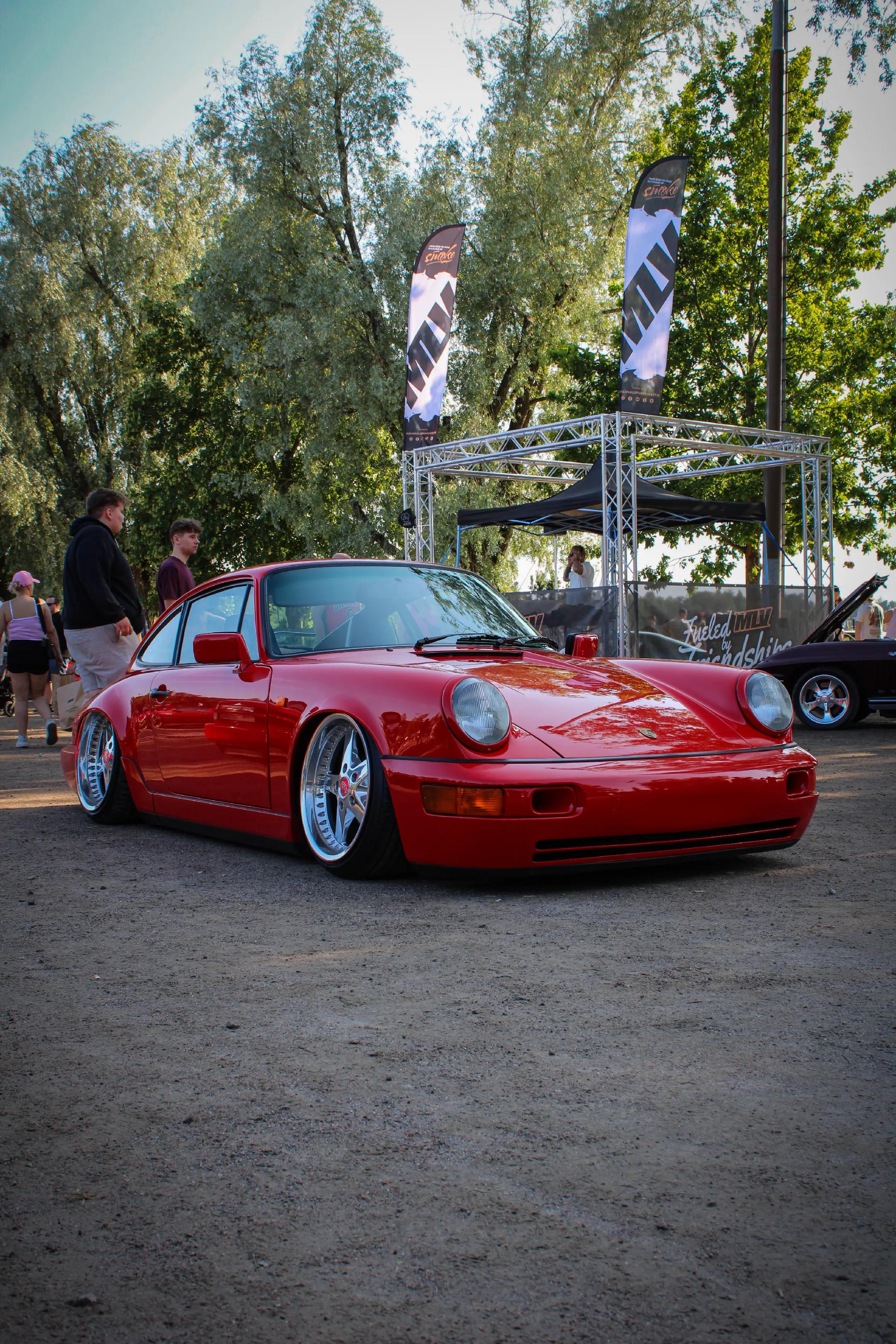 @Roope's Car Stuff