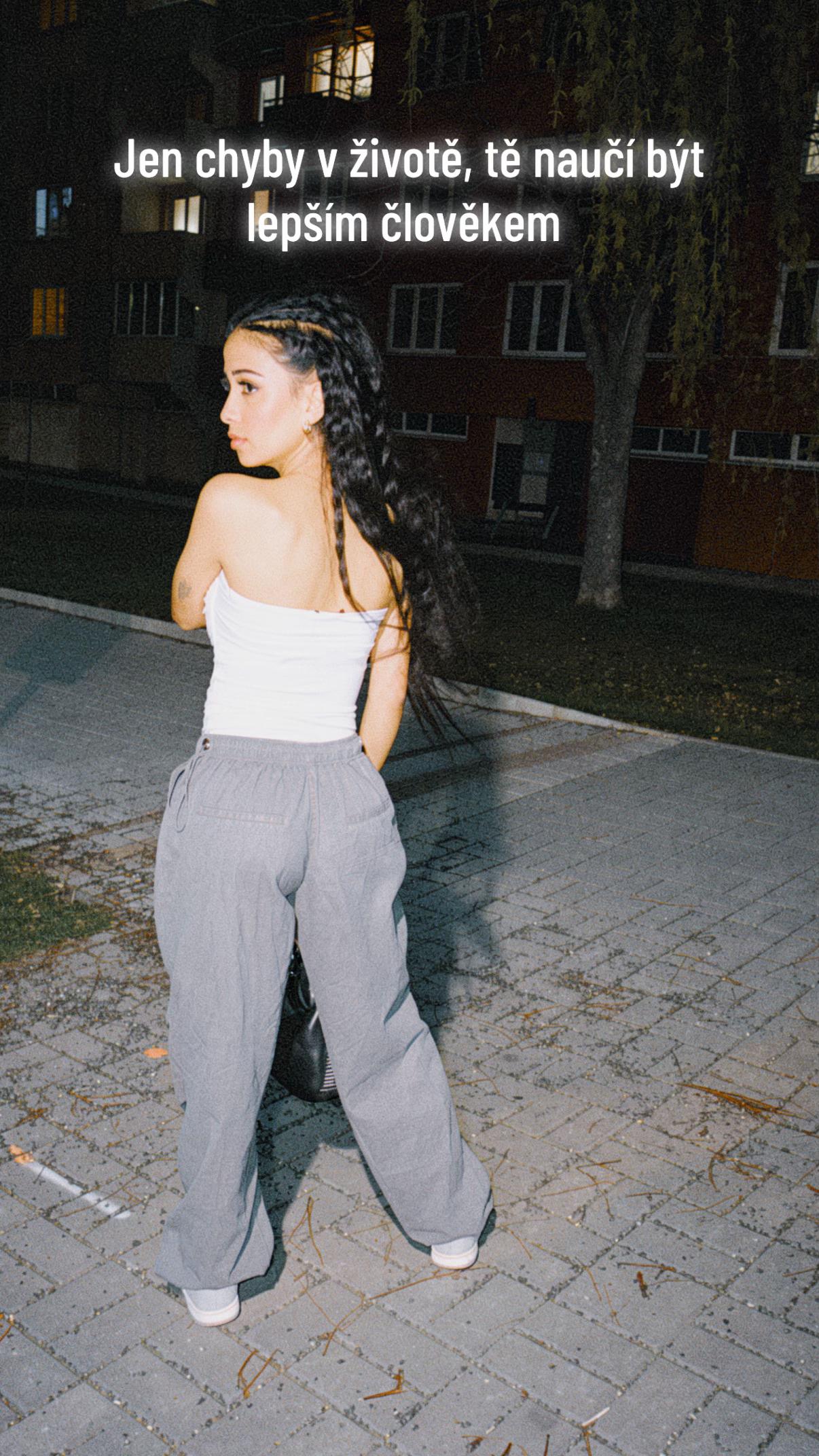 @👑𝐒𝐢𝐦𝐨𝐧𝐤𝐚👑