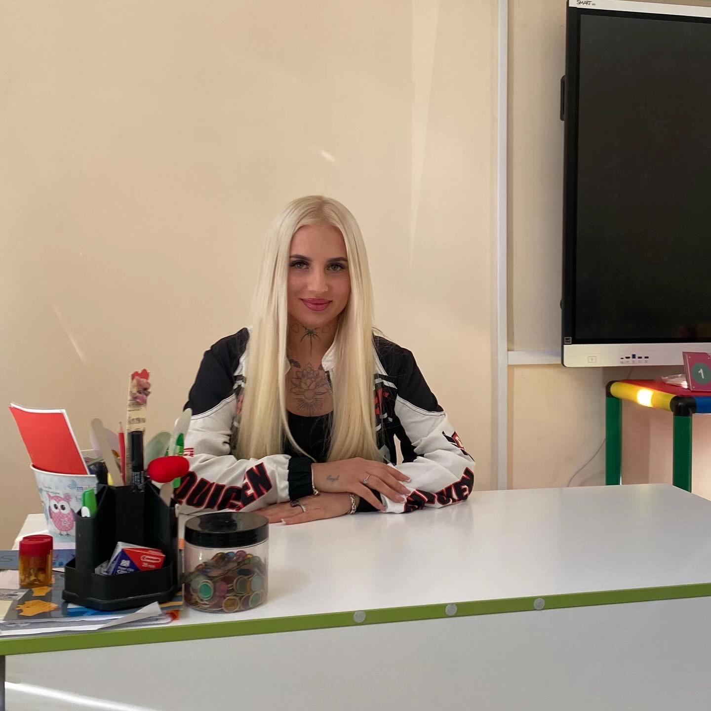 @PaneleSimona