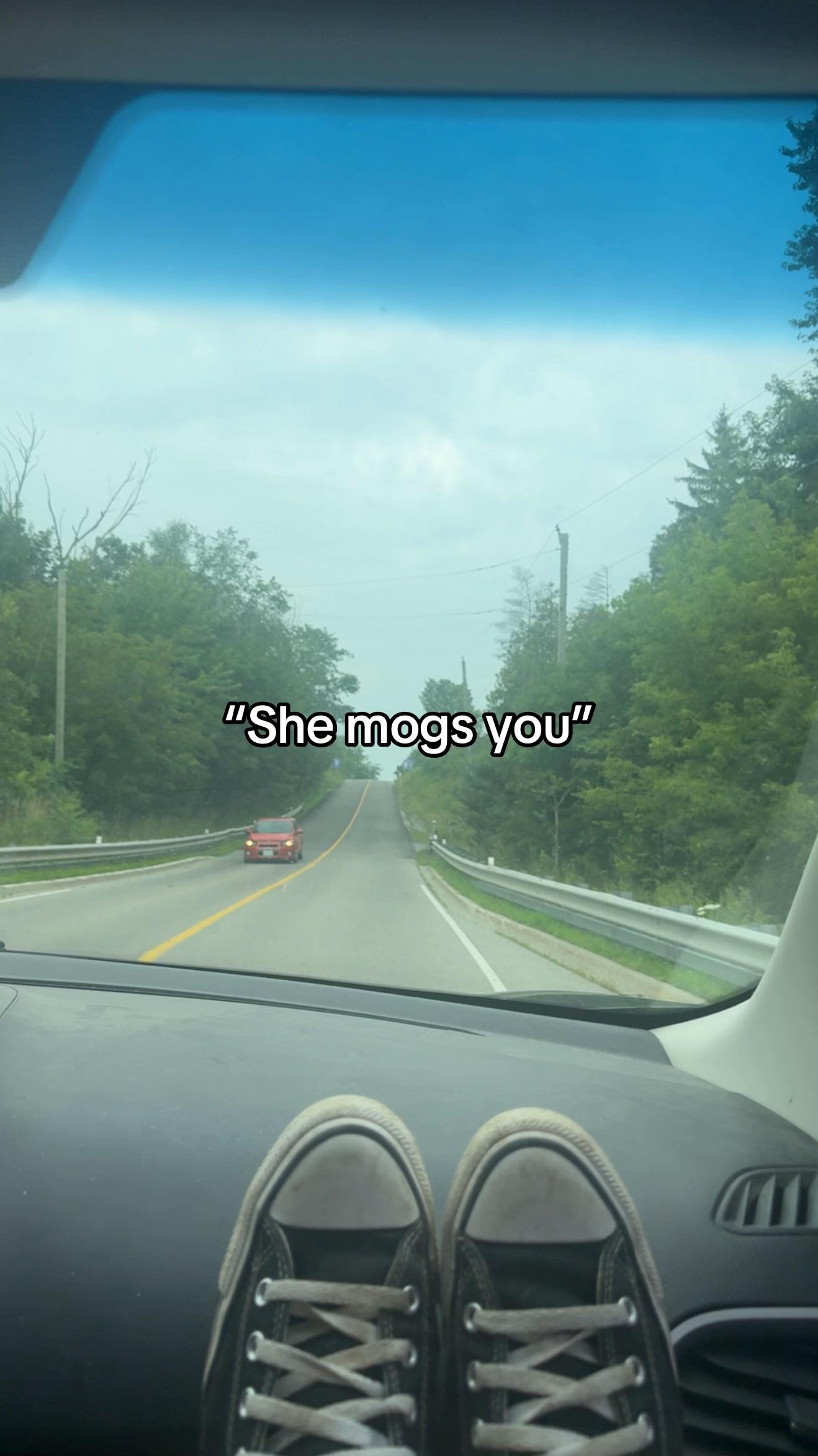 @ariella🛢️