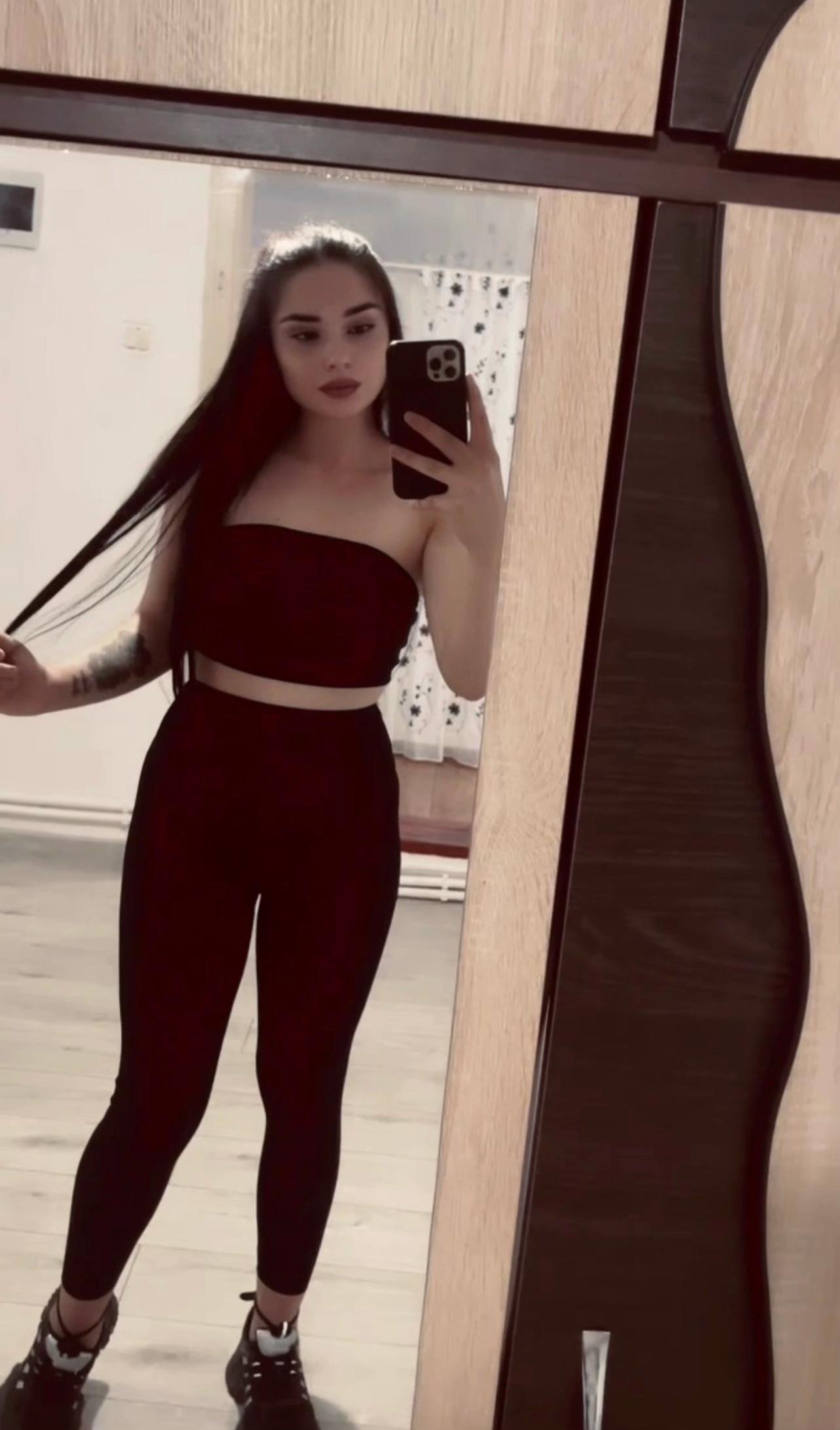 @ℱ𝓁𝑜𝓇𝓎🤍